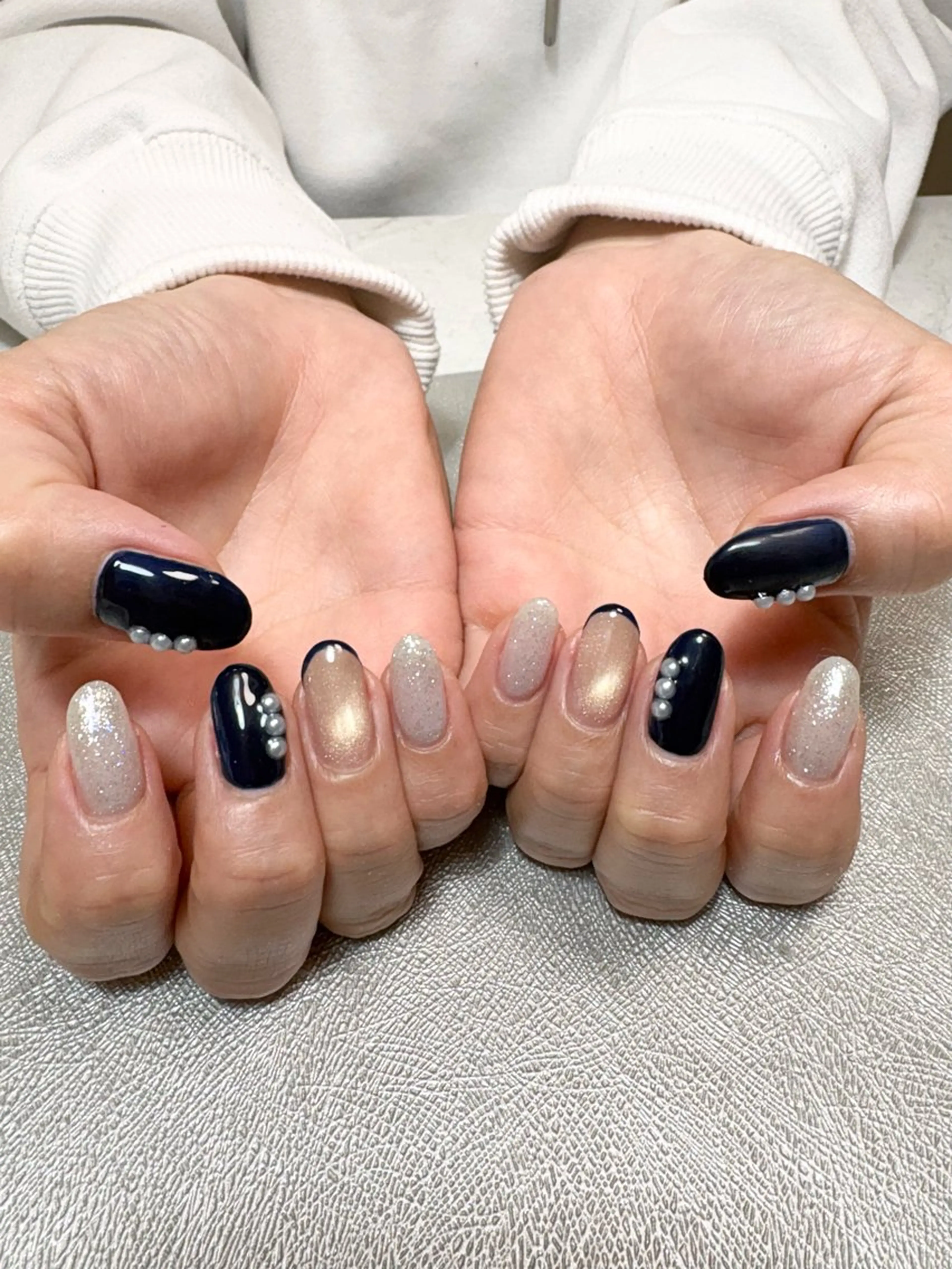 ネイル フレンチネイル キラキラネイル マグネットネイル ハンドネイル ✨韓国✨nail salonLumieのネイルデザイン