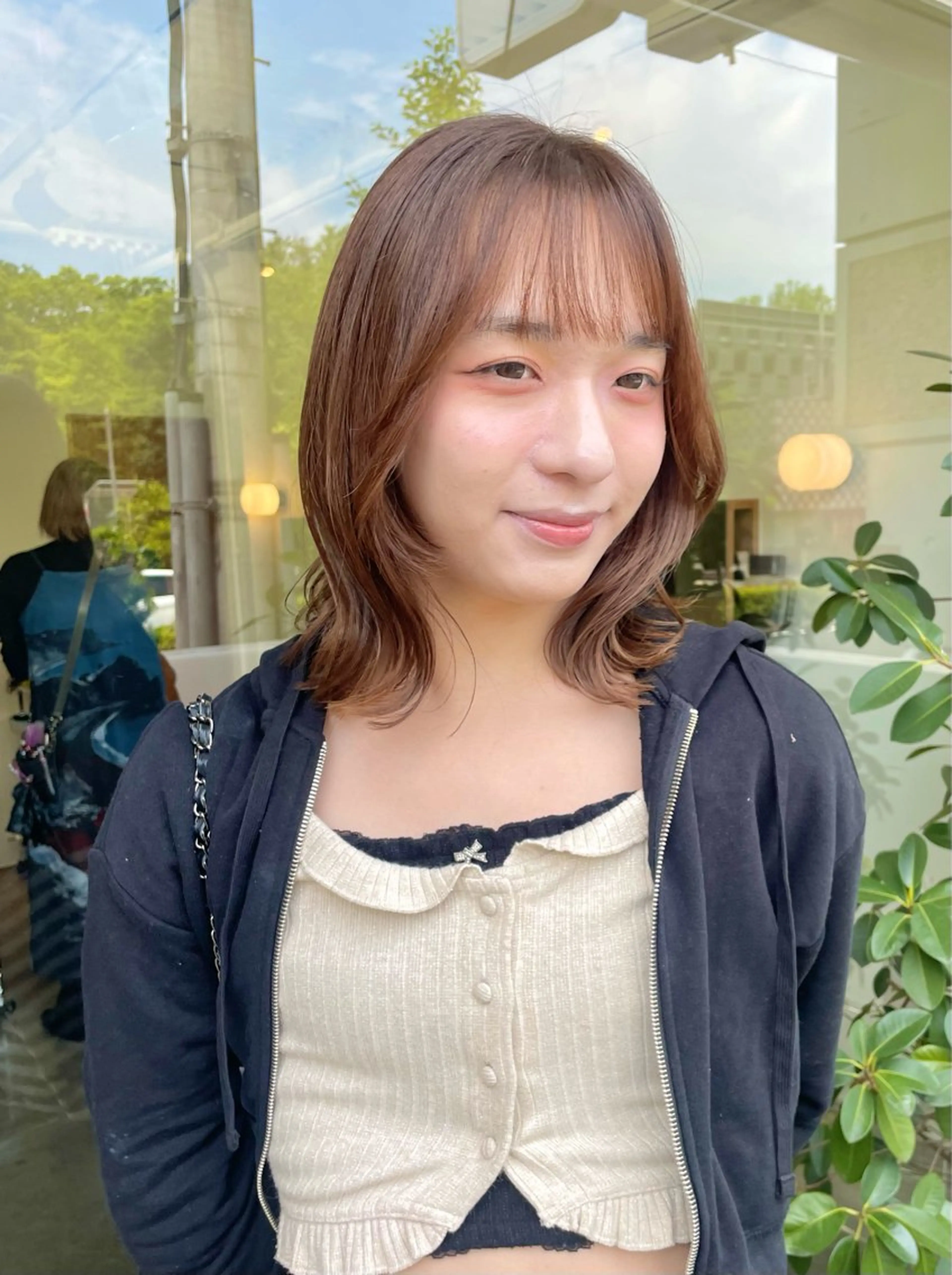 ミディアム 顔周りカット yukii しまむら のぞみのヘアスタイル