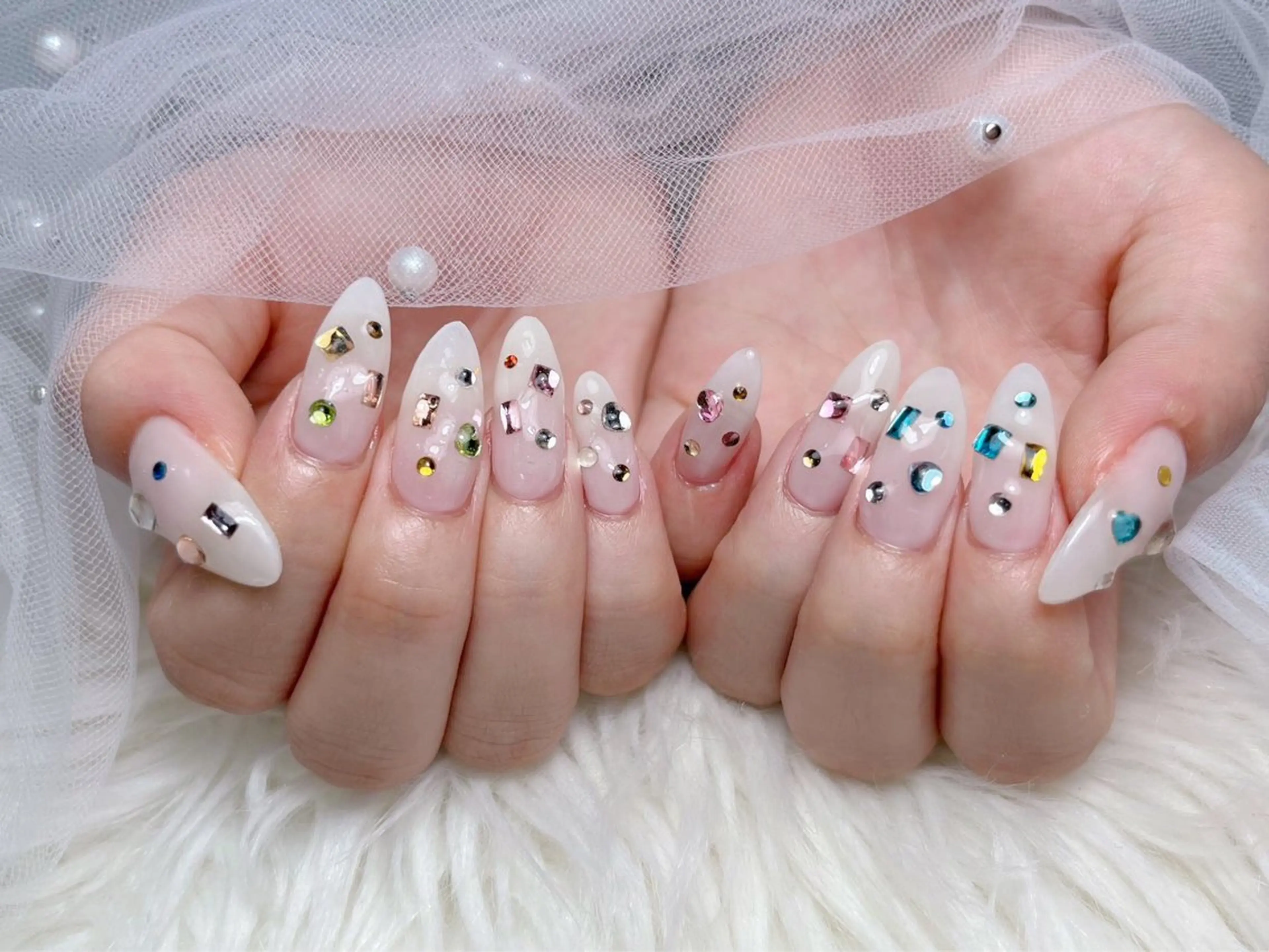 ネイル lucky nail 歌舞伎町のネイルデザイン