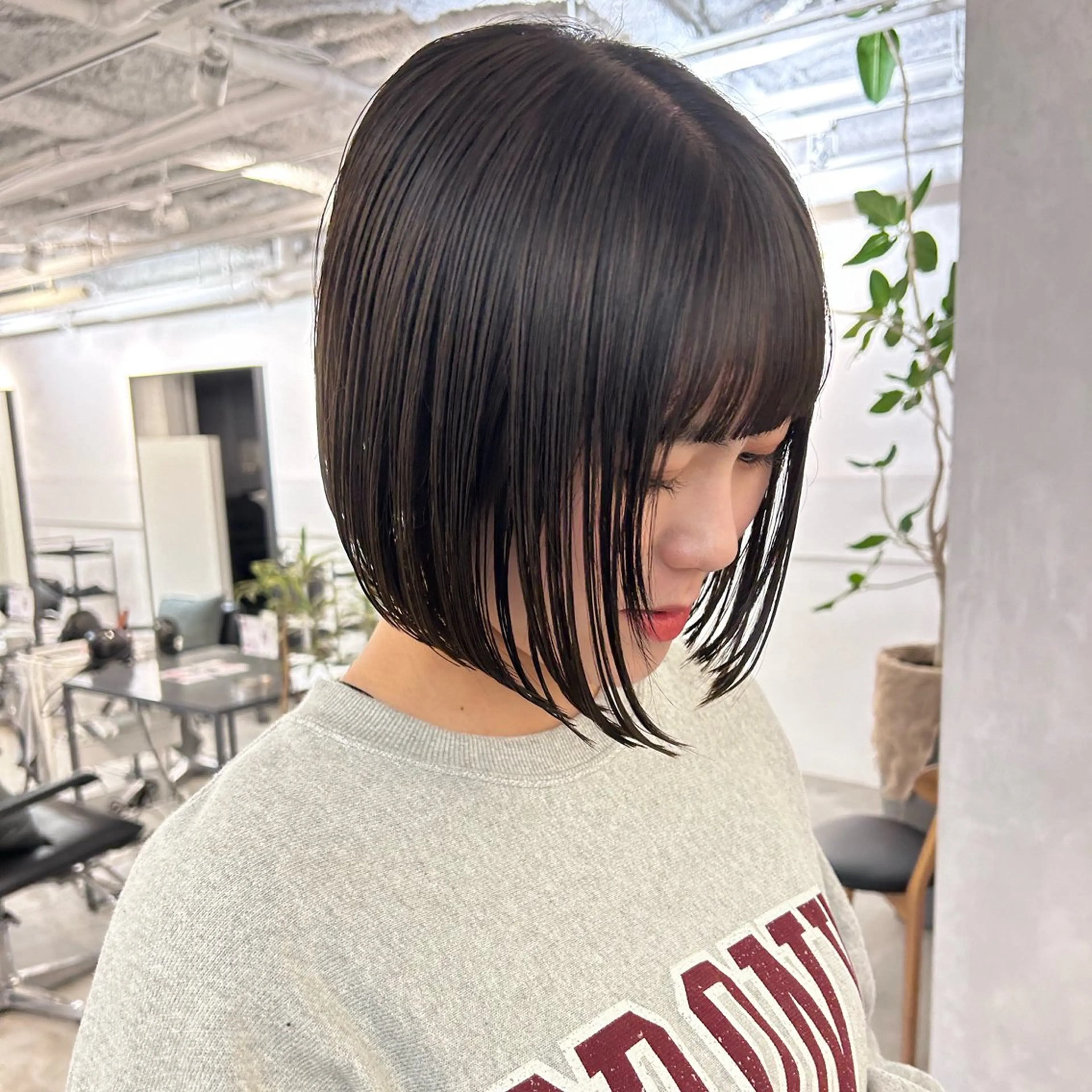 ショート カラー カット トリートメント 切りっぱなしBOB 職人💜Anzuのヘアスタイル
