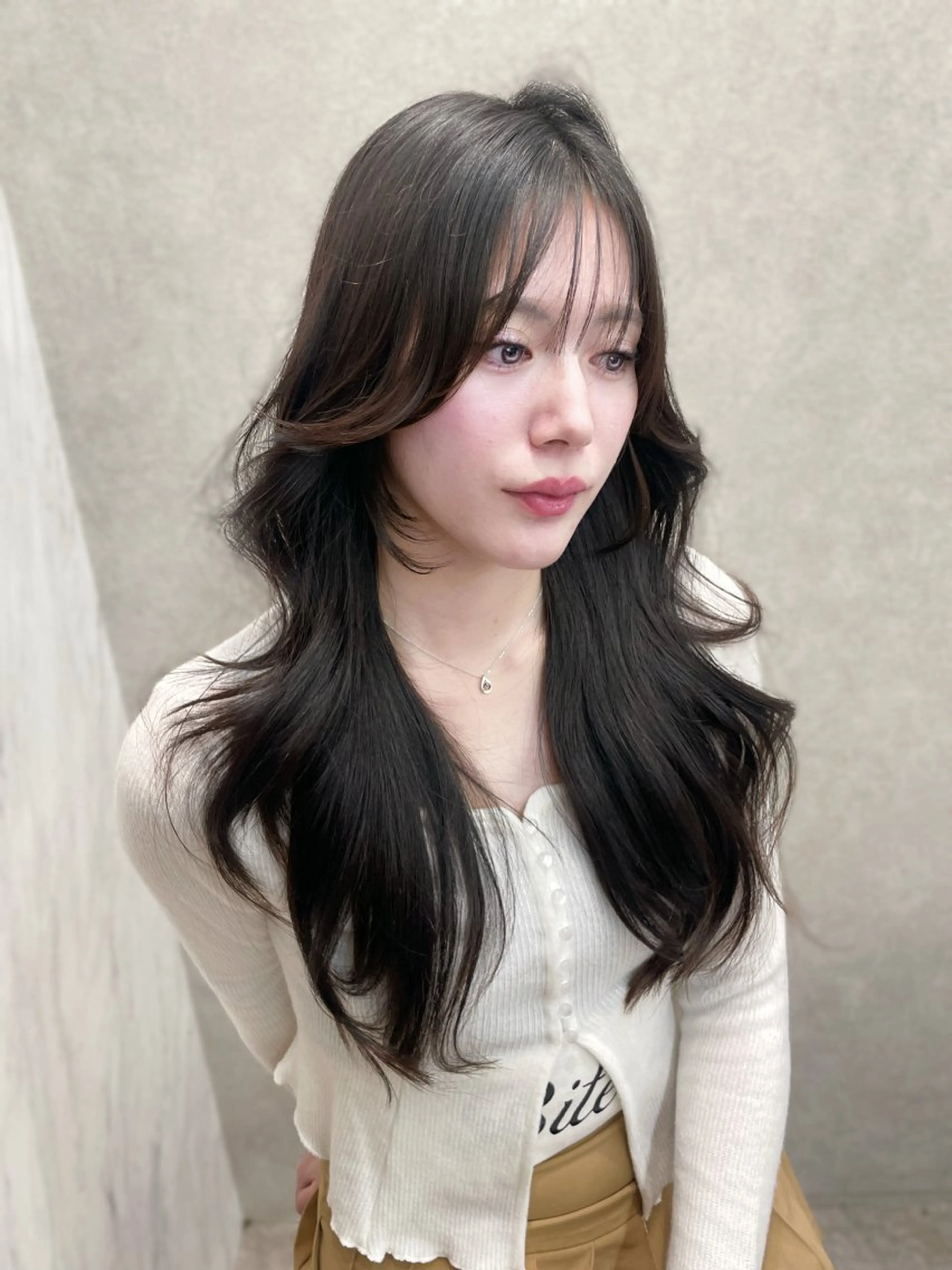 セミロング カット ヘアカラー MOE 福岡韓国ヘア✧︎のヘアスタイル