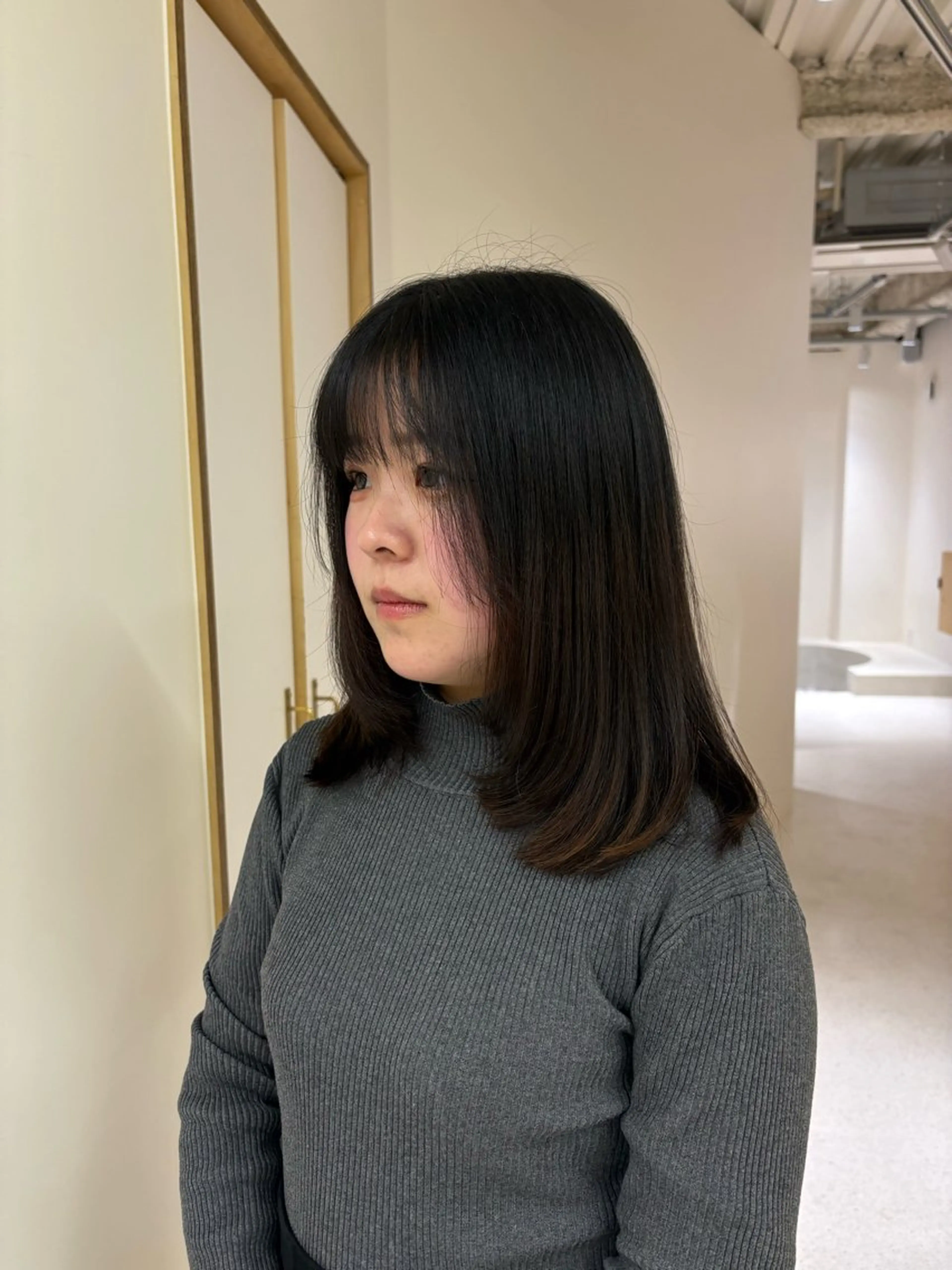 ミディアム 田中 樹奈のヘアスタイル