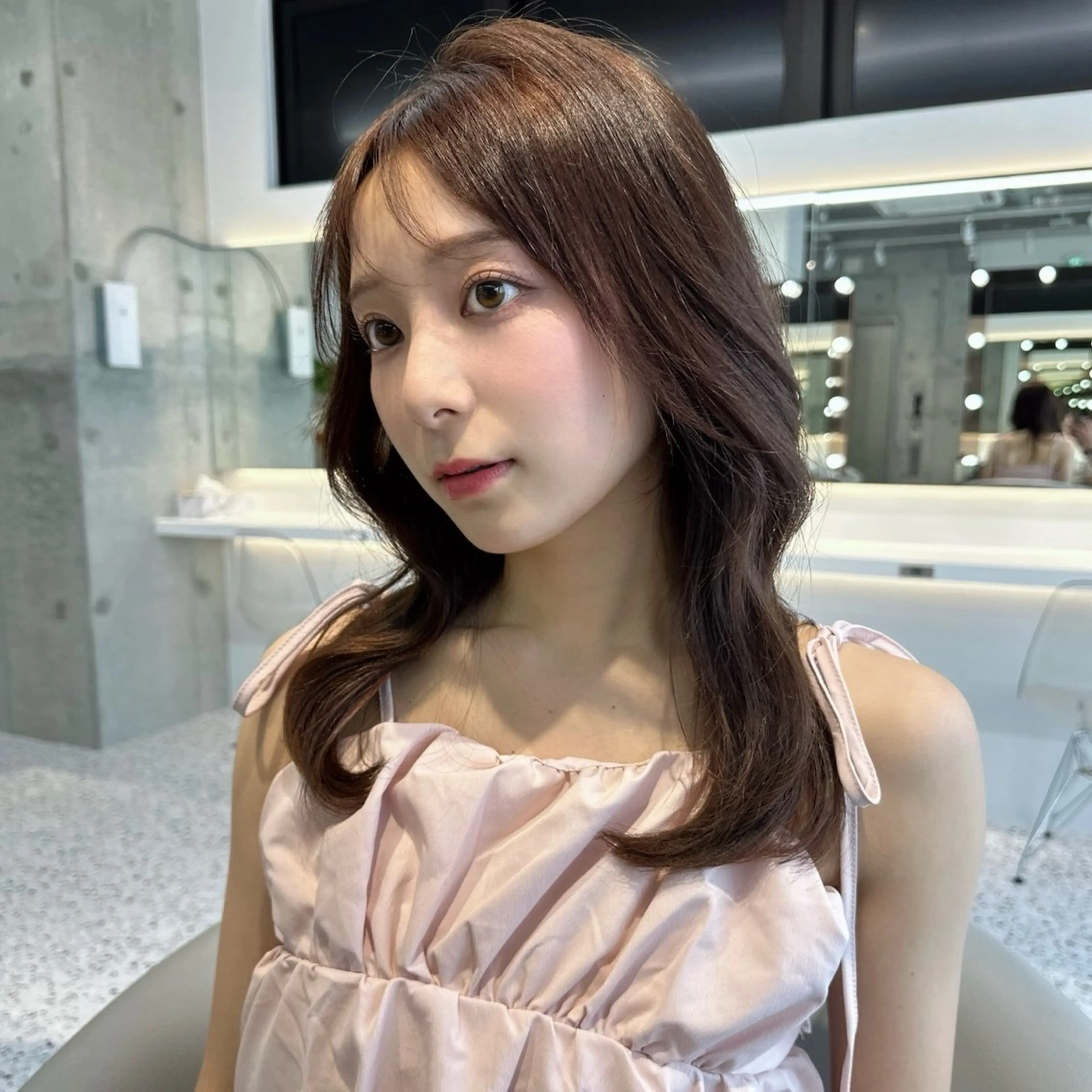 ミディアム ヘアカラー トリートメント 🌟髪質改善/縮毛 矯正/横山一誠🌟のヘアスタイル