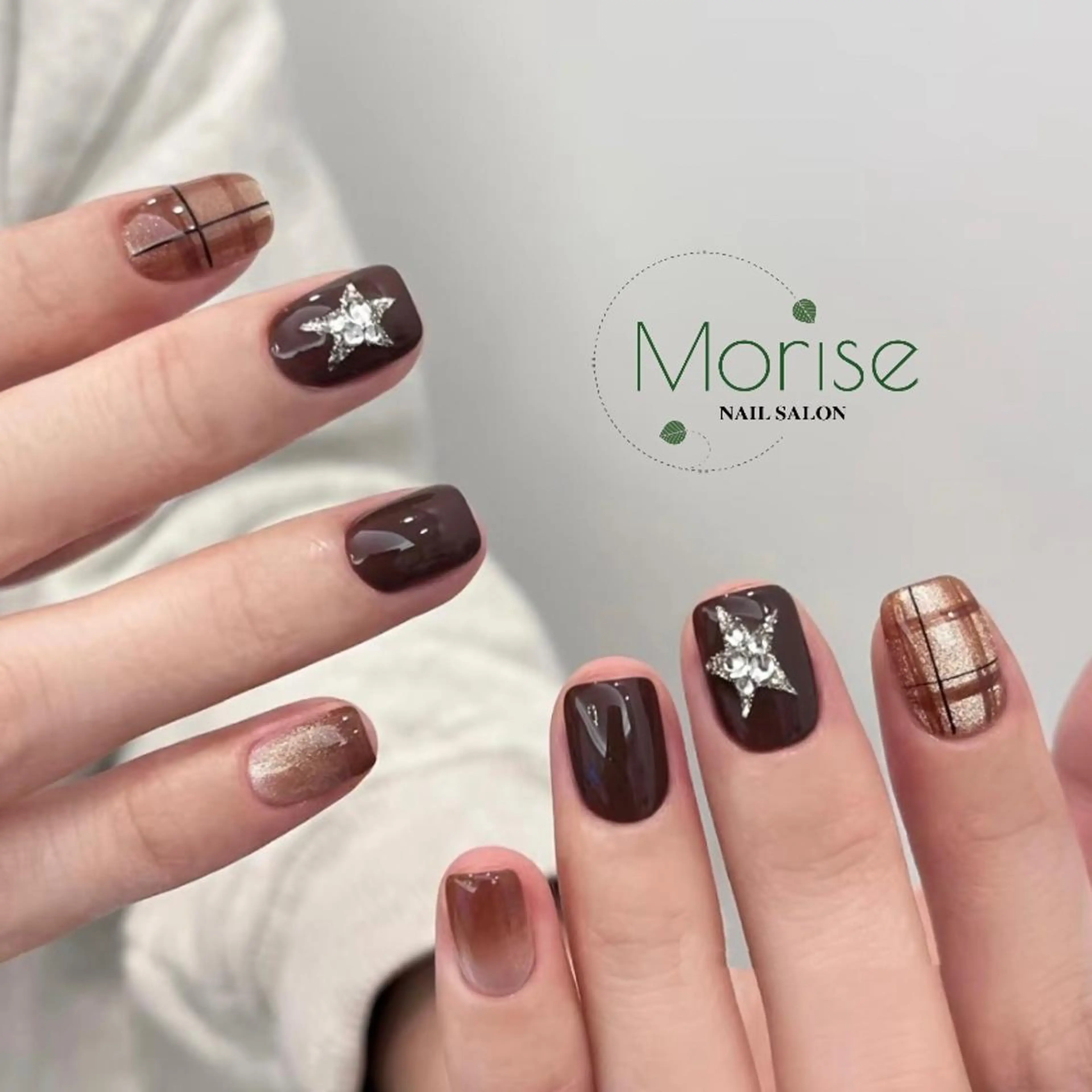 ネイル フットネイル フレンチネイル ジェルネイル ガラスフレンチ 韓国ネイル ハンドネイル ハンドケア MoriseNail 表参道 Ninaになのネイルデザイン