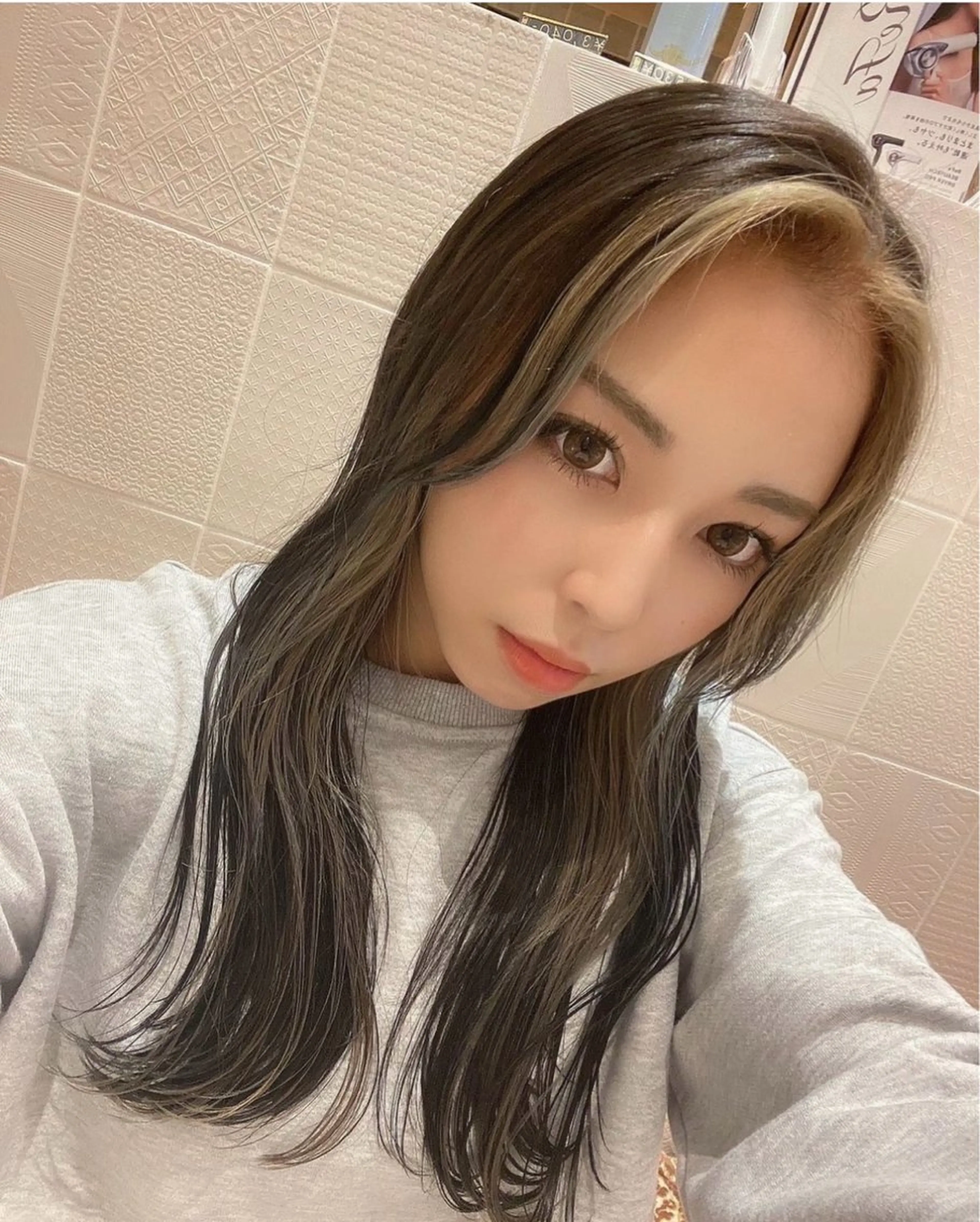 ロング カラー ❤️ブリーチなし💚 ダブルカラー平野実花のヘアスタイル