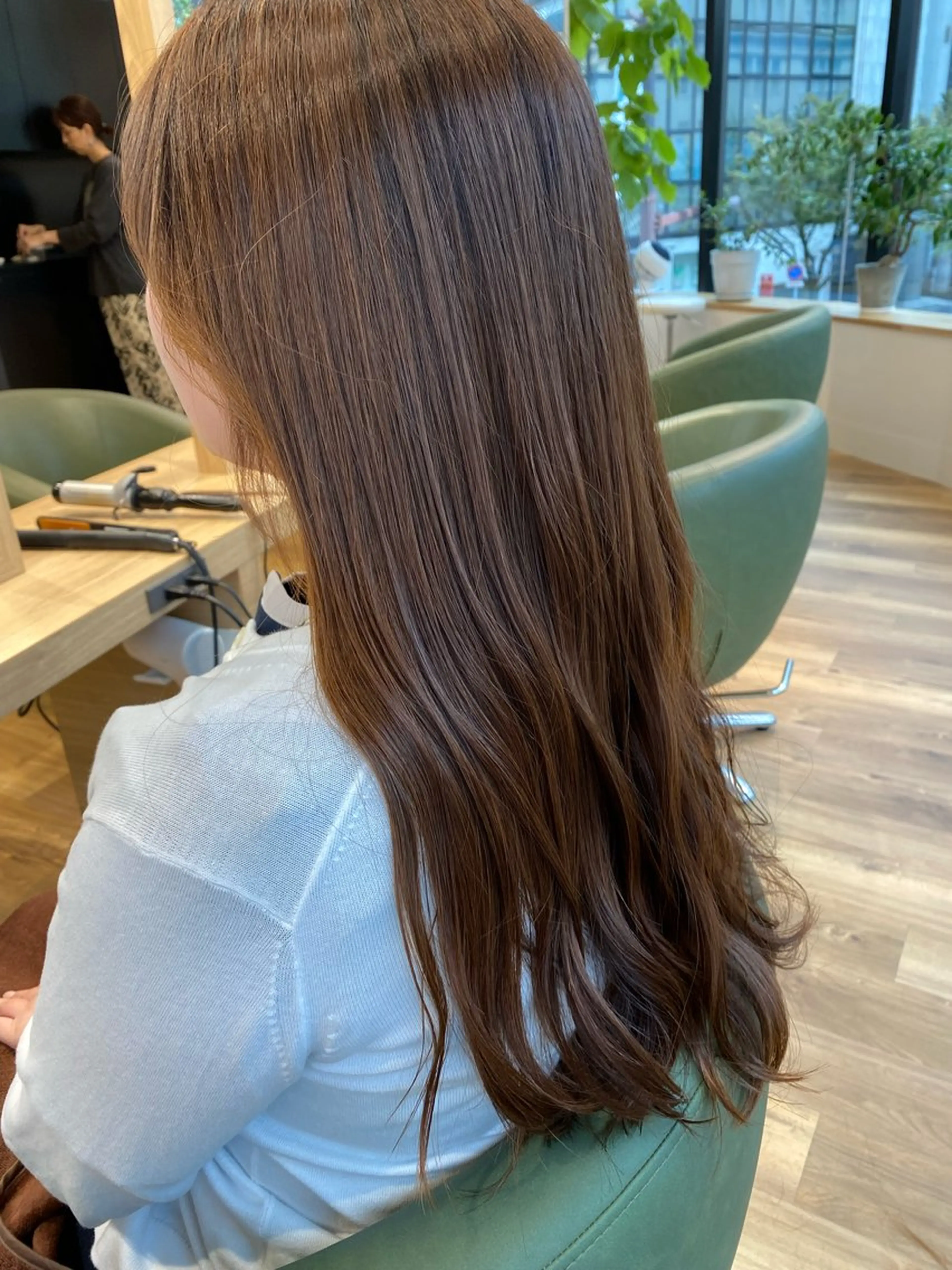 ロング 中尾 綺のヘアスタイル