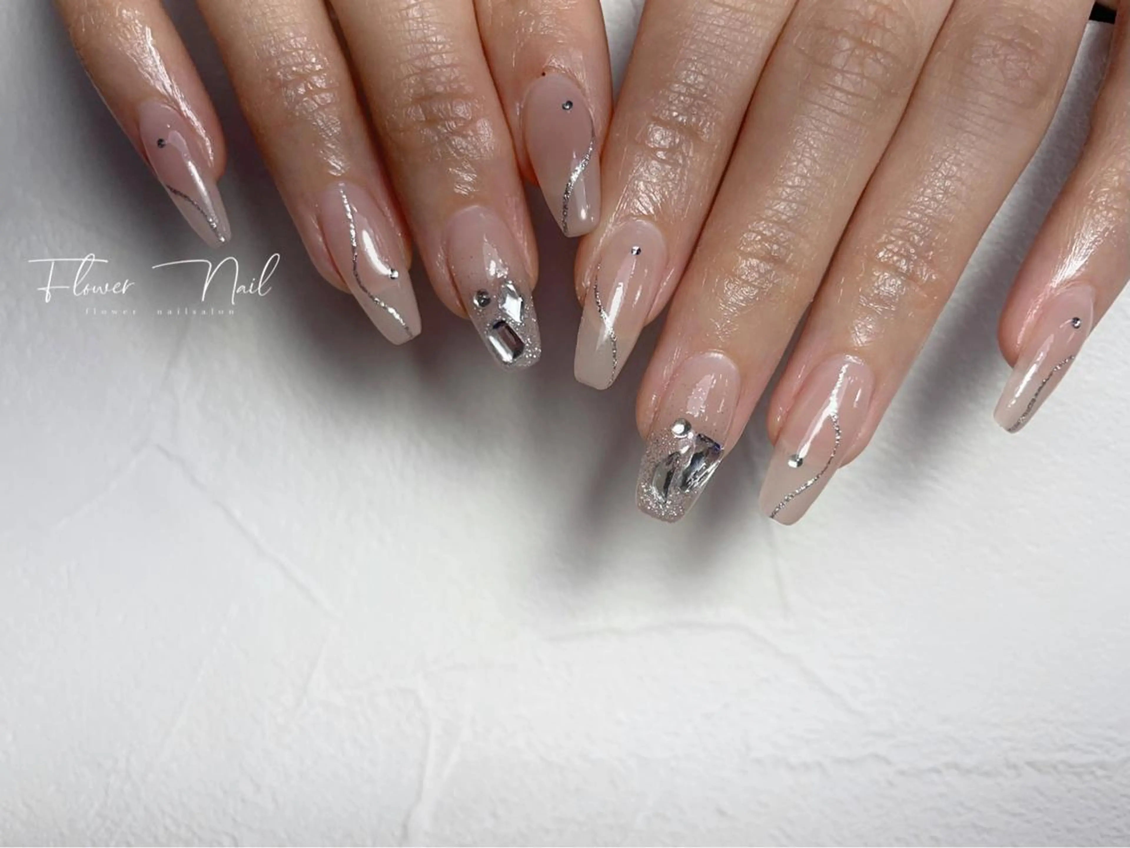 ネイル ストーンネイル Flower nailのネイルデザイン