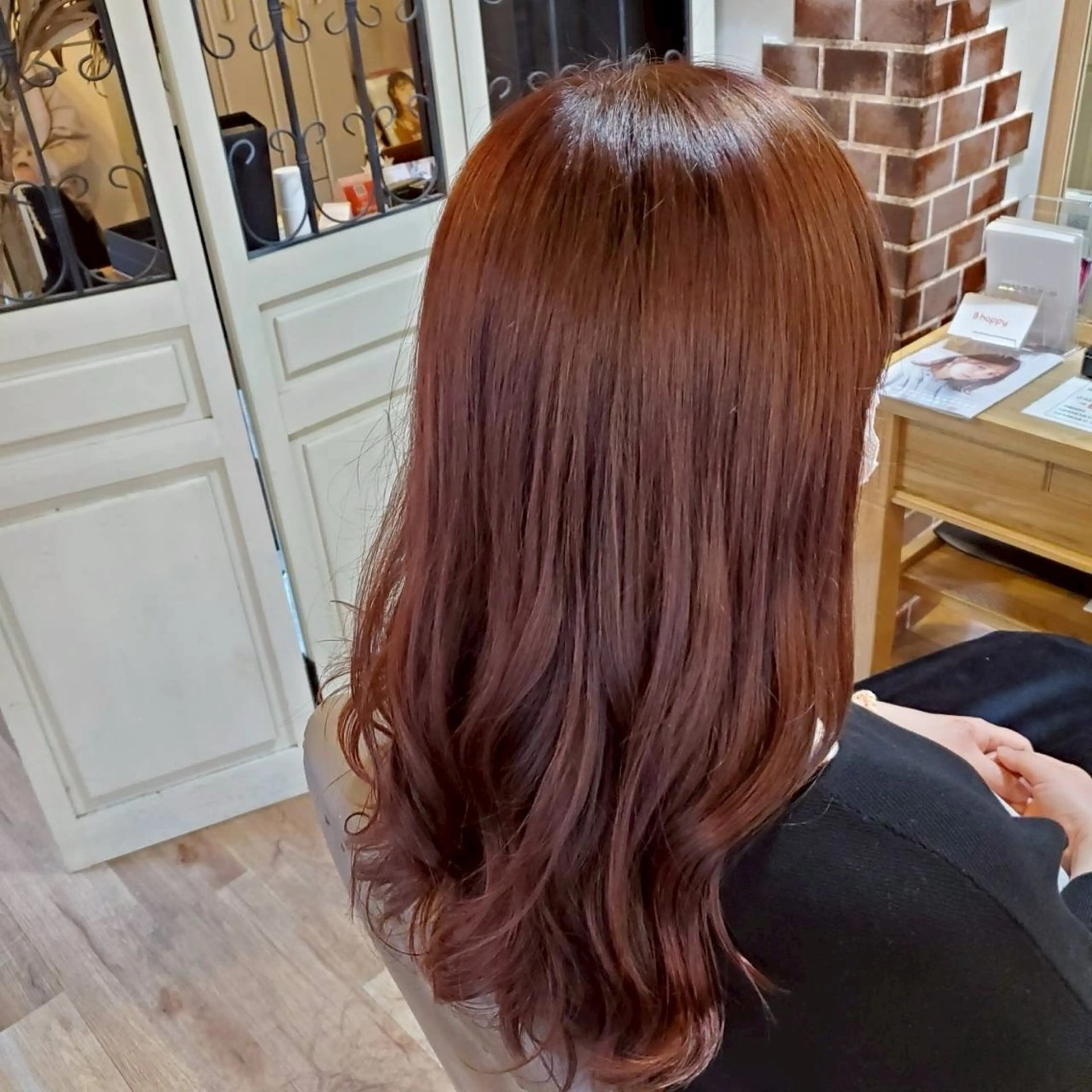 ロング 西村 雪菜のヘアスタイル