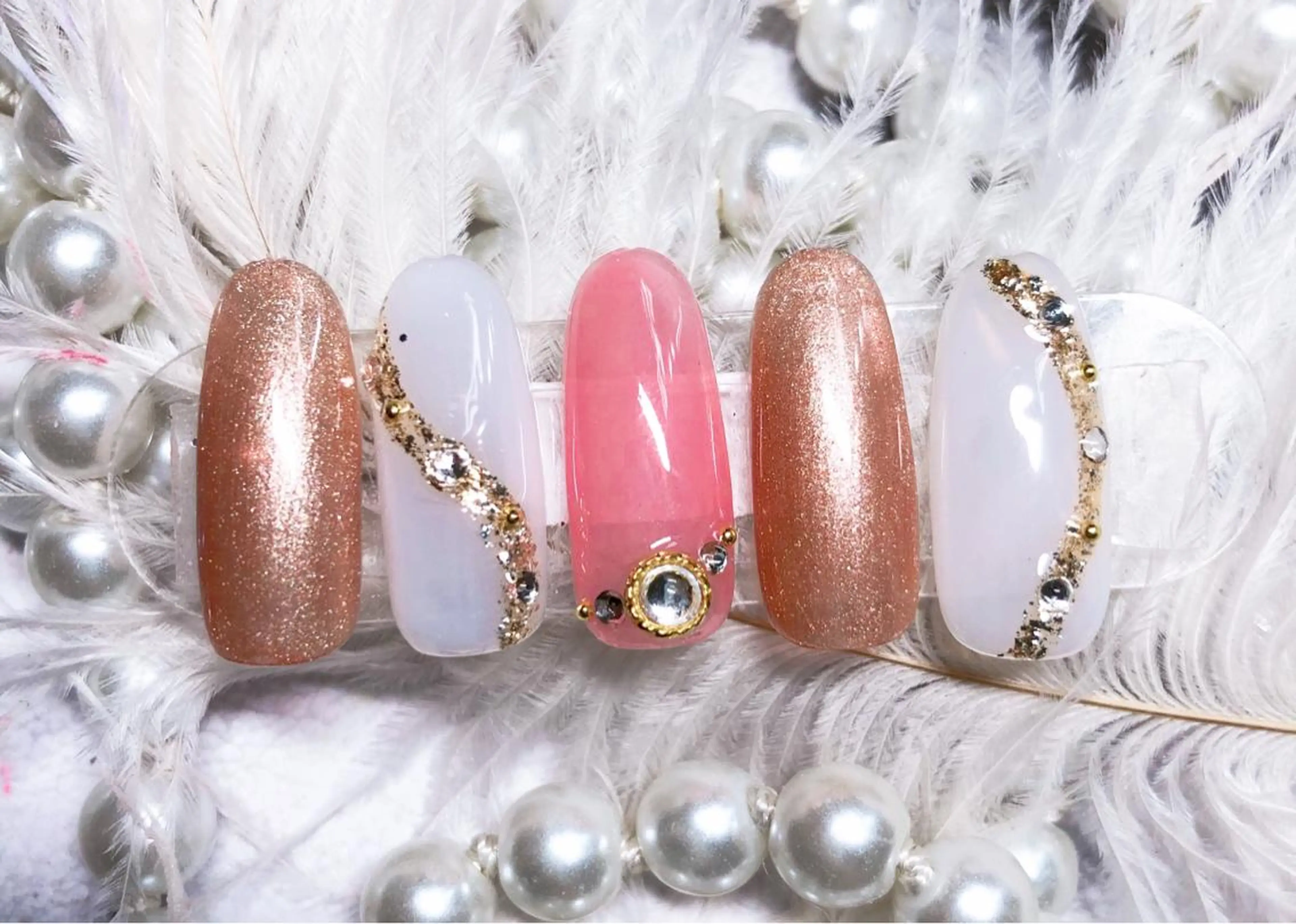 ネイル マジック ミラーのネイルデザイン