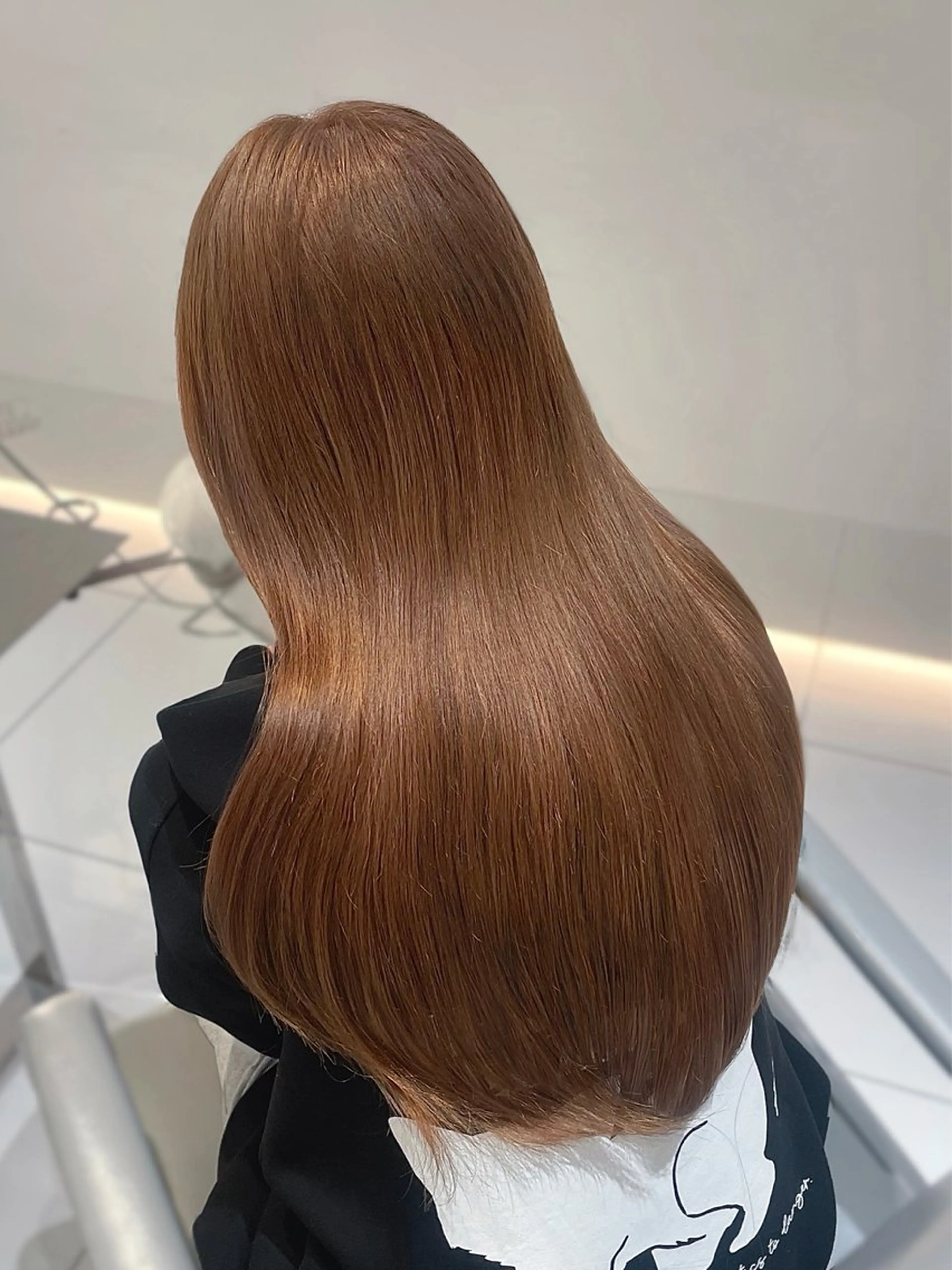 髪にやさしく上品にトーンアップ🤍〖艶感ブリーチなしダブルカラー🫧〗の写真