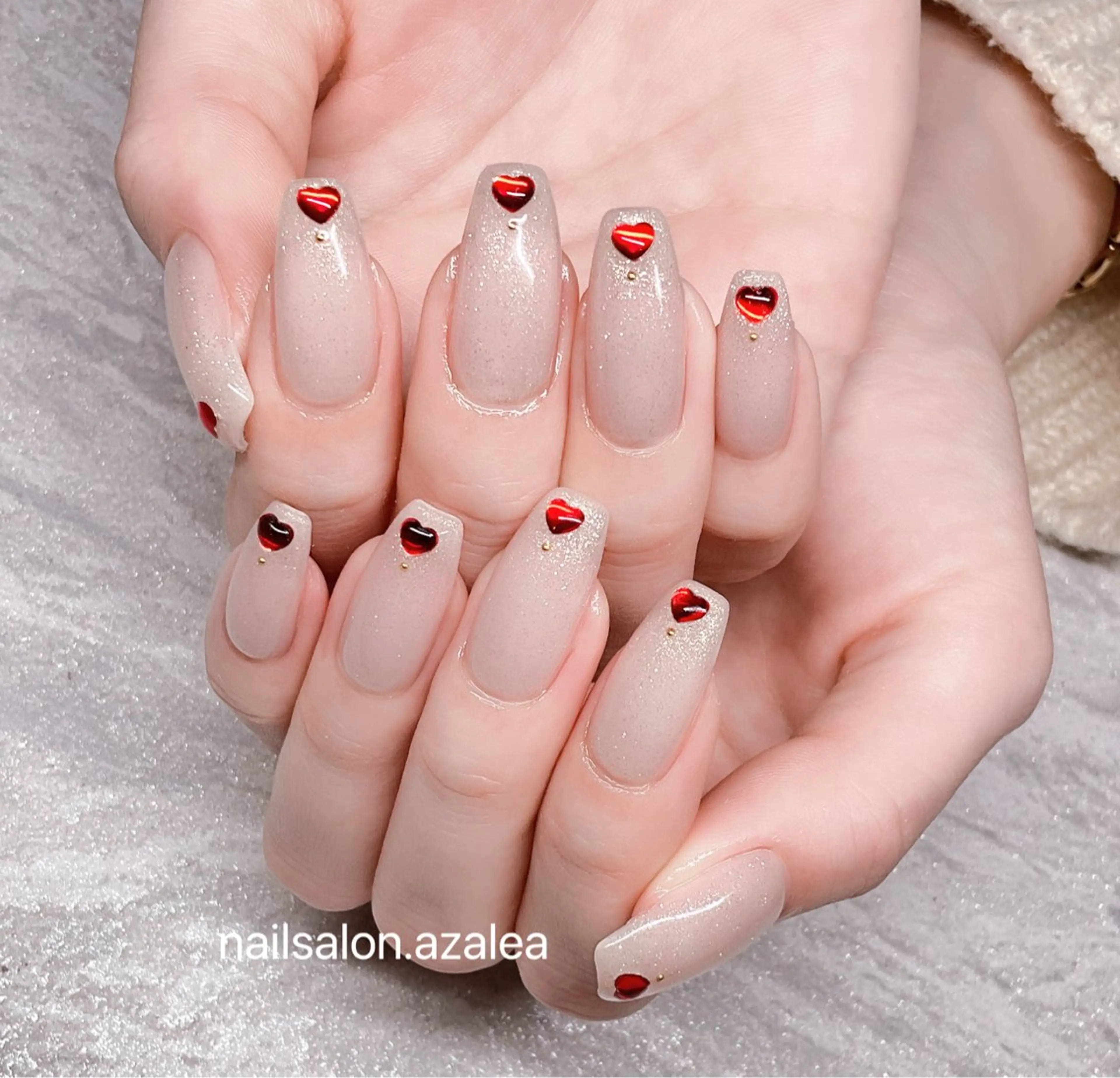 ネイル ハンドネイル R inのネイルデザイン