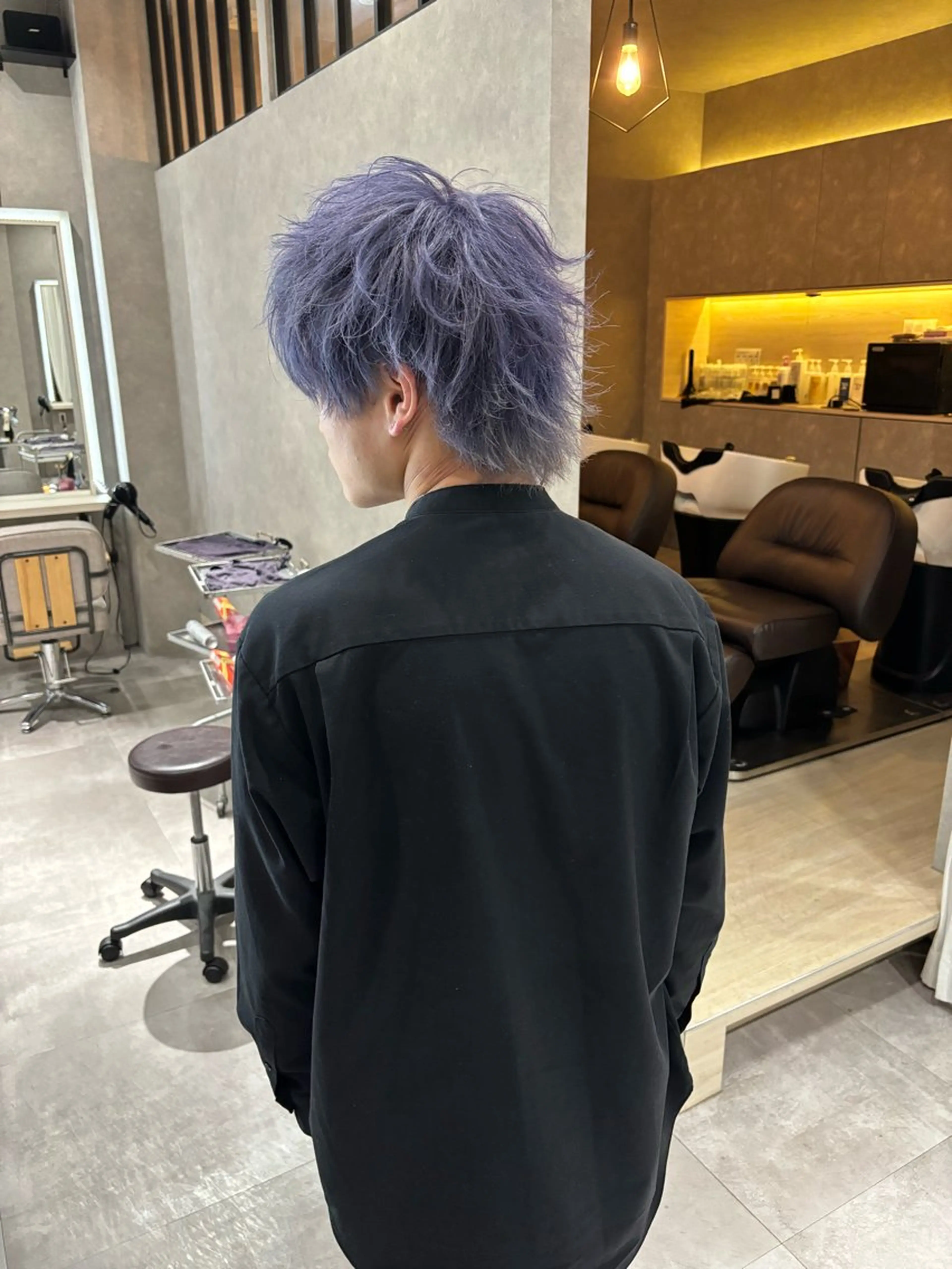 ミディアム メンズ ミディアムパーマ メンズバレイヤージュ メンズブリーチ メンズハイライト メンズインナーカラー カット ヘアカラー トリートメント 長谷川 湧のヘアスタイル