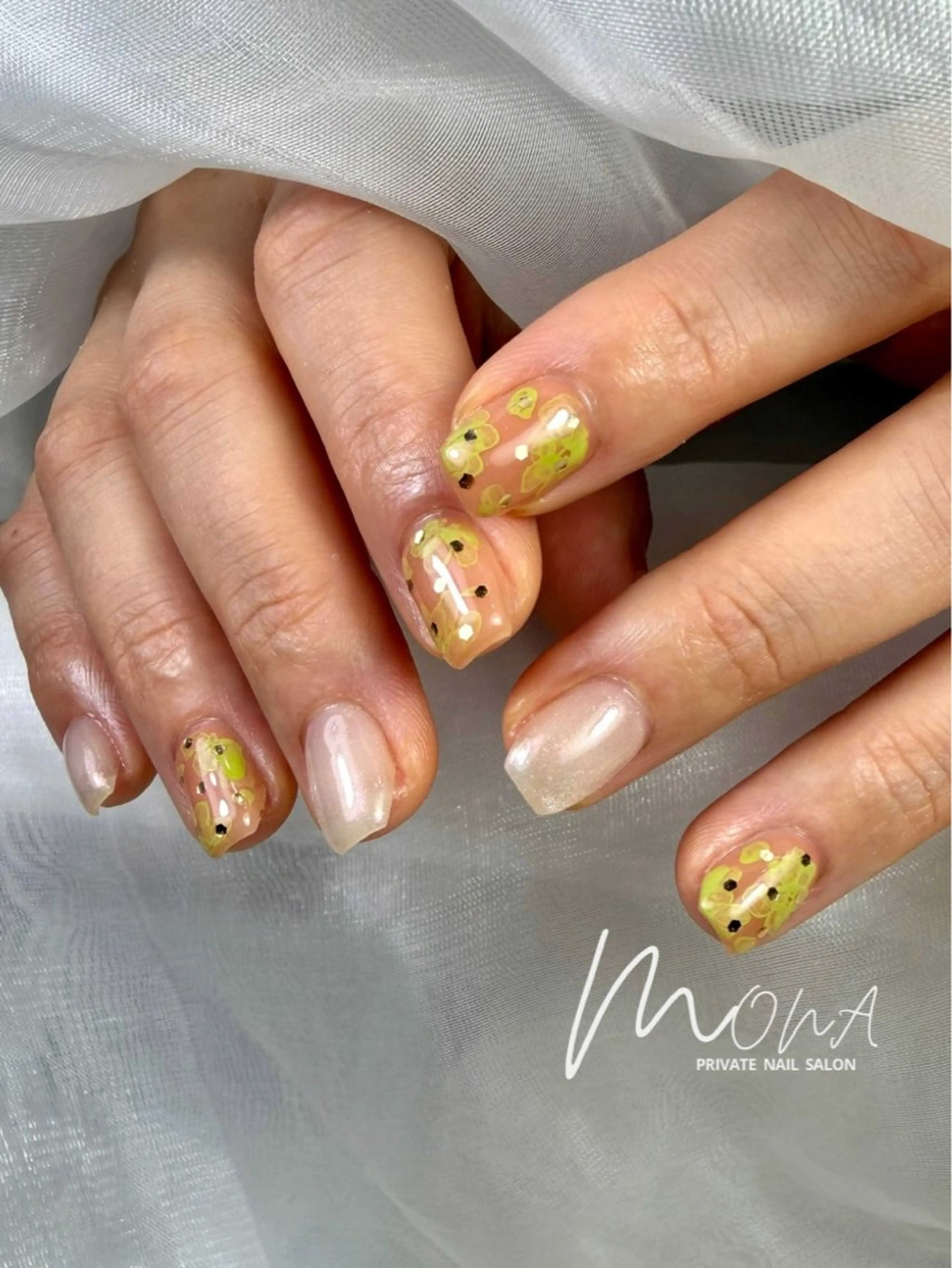 ネイル ハンドネイル Nailsalon MONA.のネイルデザイン