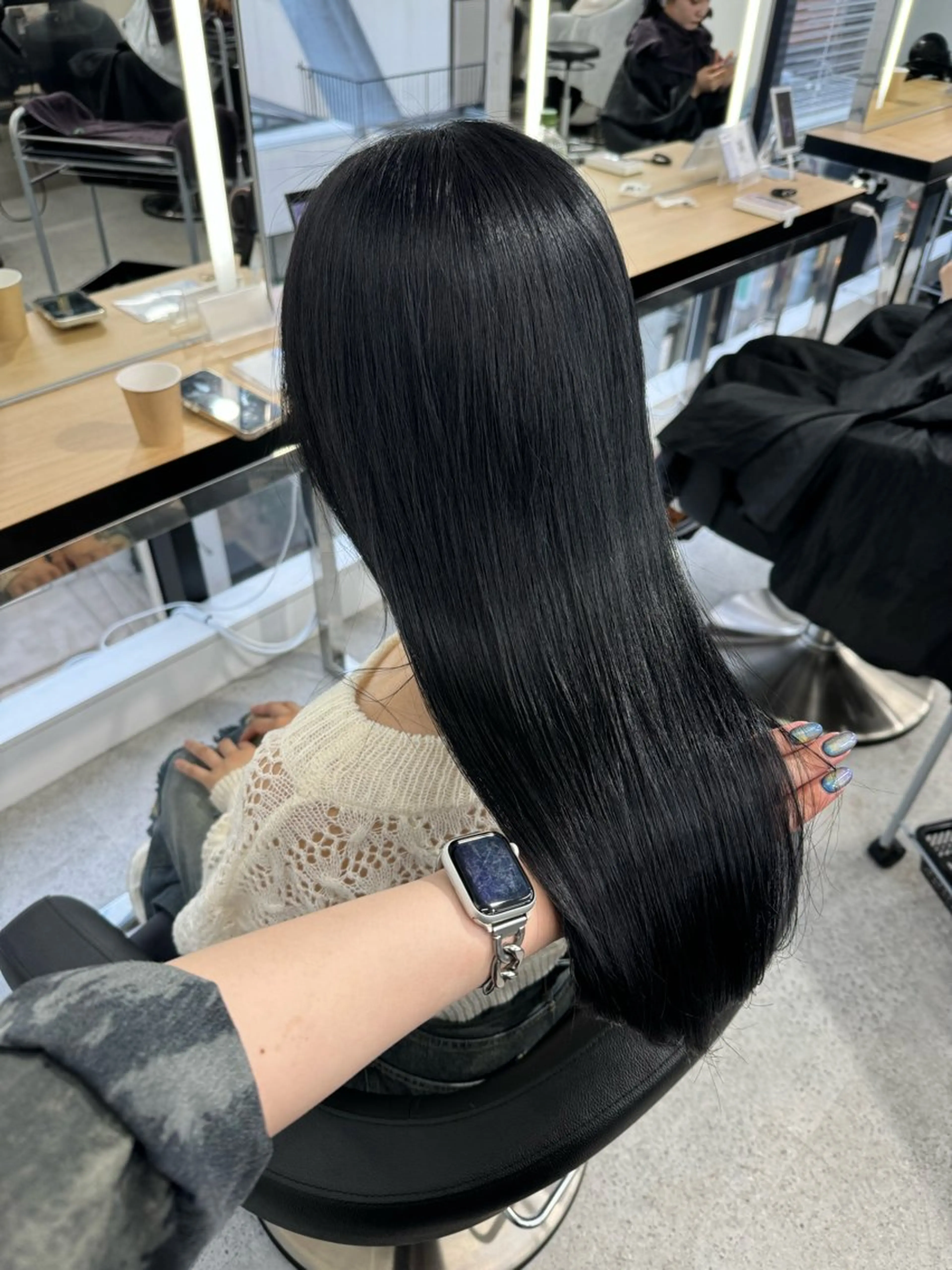 ロング カラー 暗髪🩶ラベンダー/ ブルー/ユウナ🤍のヘアスタイル