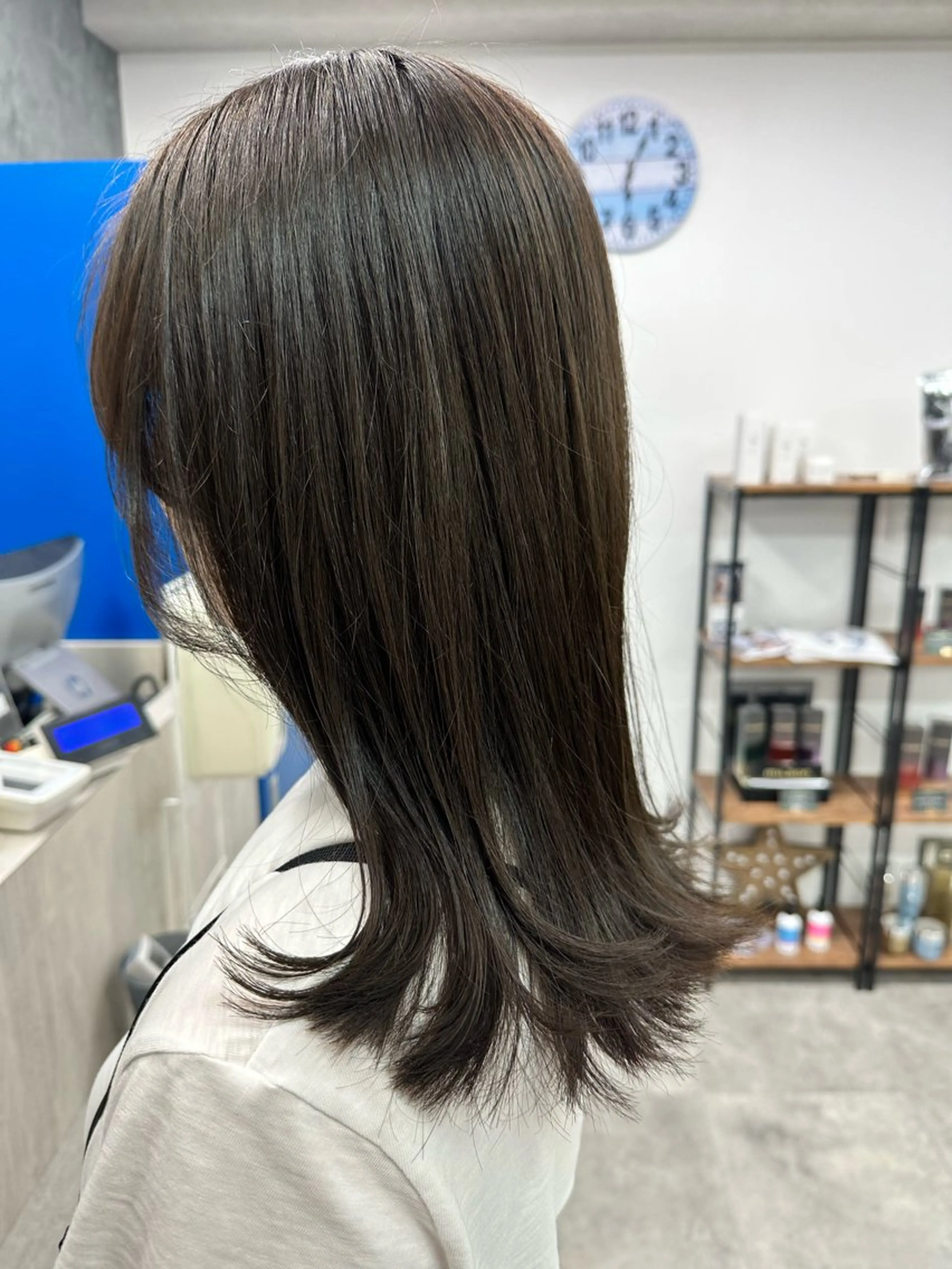 ミディアム Noyヨシモト ヒロトのヘアスタイル