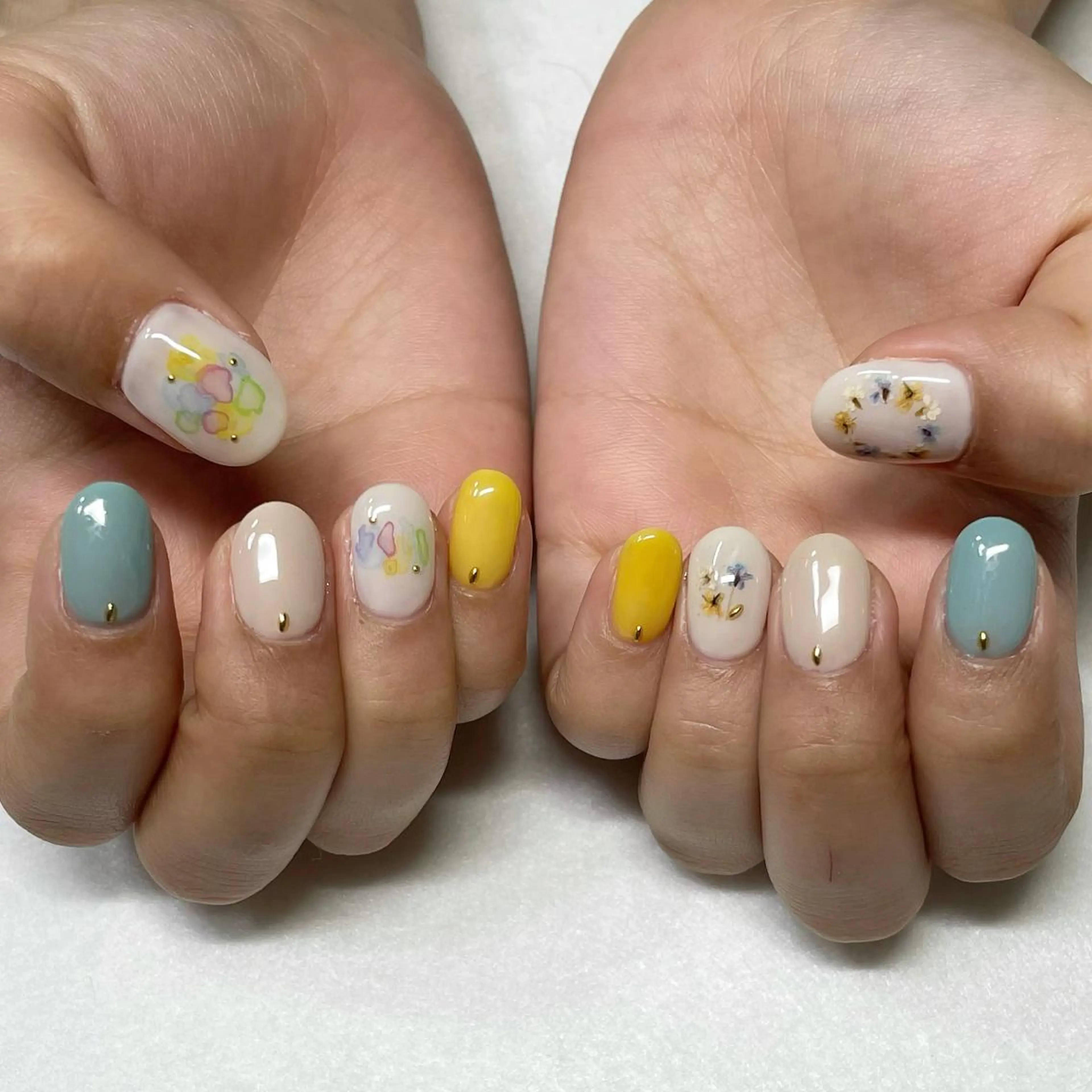 ネイル ジェルネイル 東 千夏のネイルデザイン