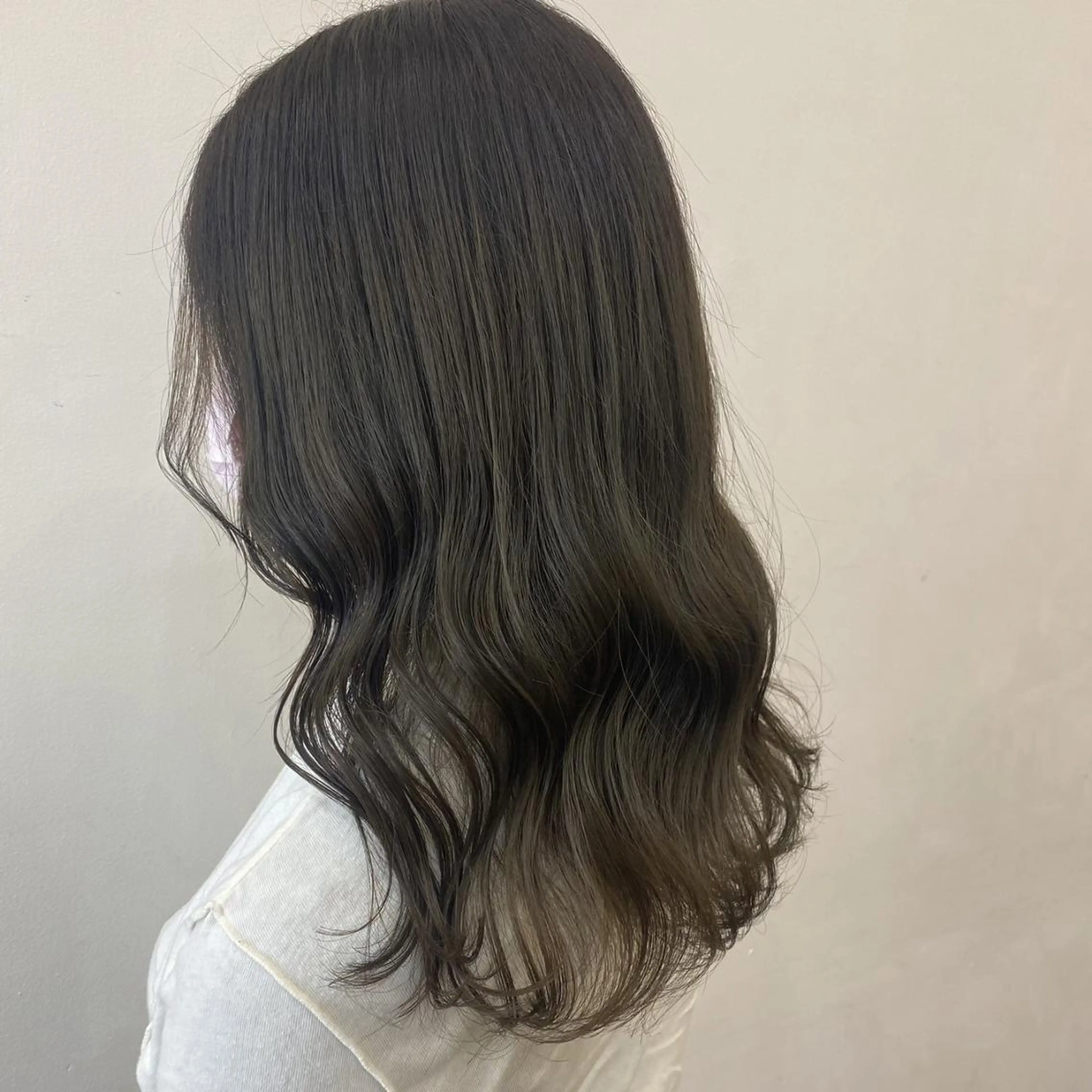 セミロング カラー ヘアカラー 【Atem 大町店】 永森　優里花のヘアスタイル