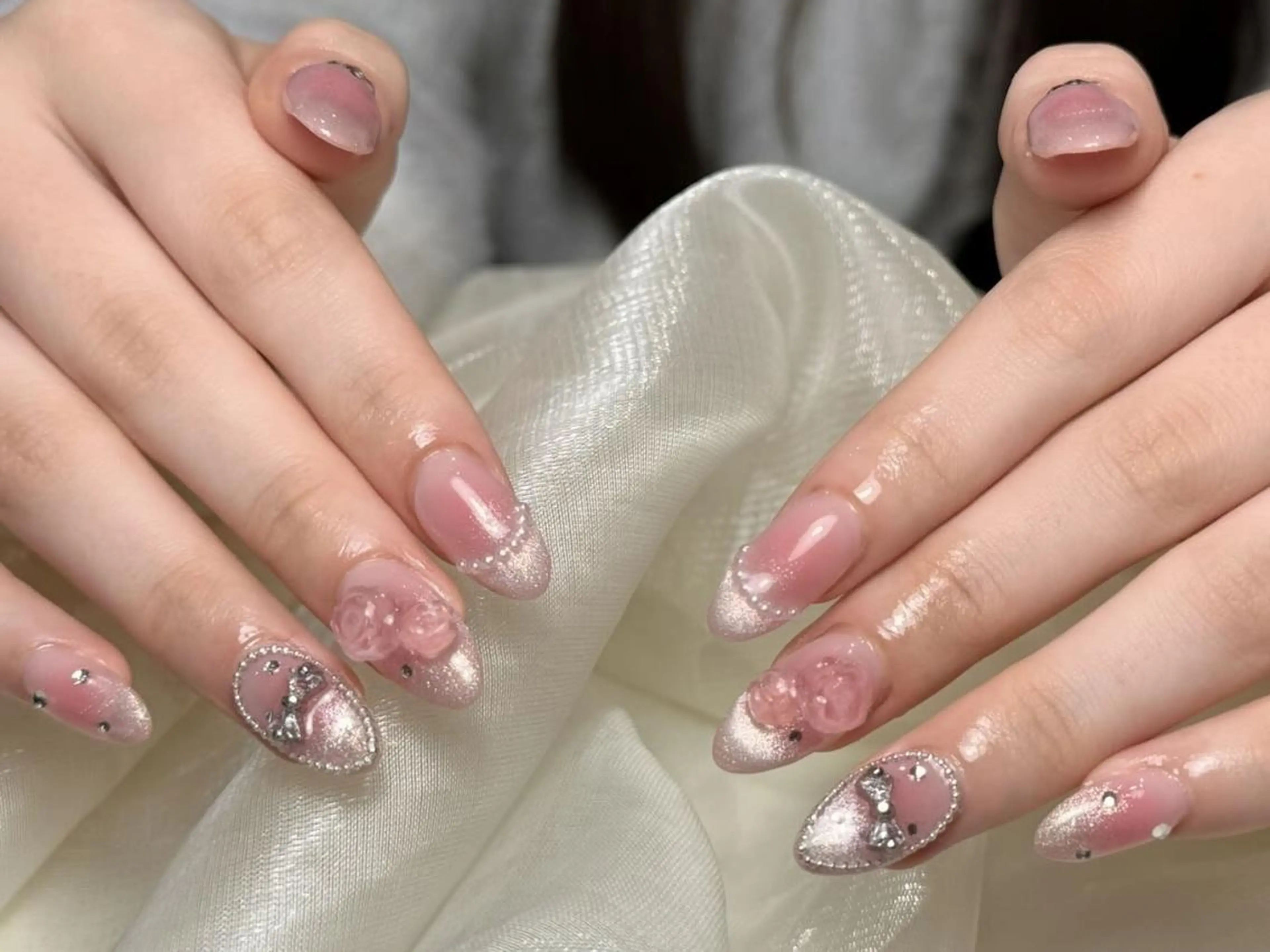 ネイル チークネイル 長さ出し フレンチネイル グラデーション マグネットネイル ハンドネイル ハンドケア ⭐️Syu Rei⭐️のネイルデザイン