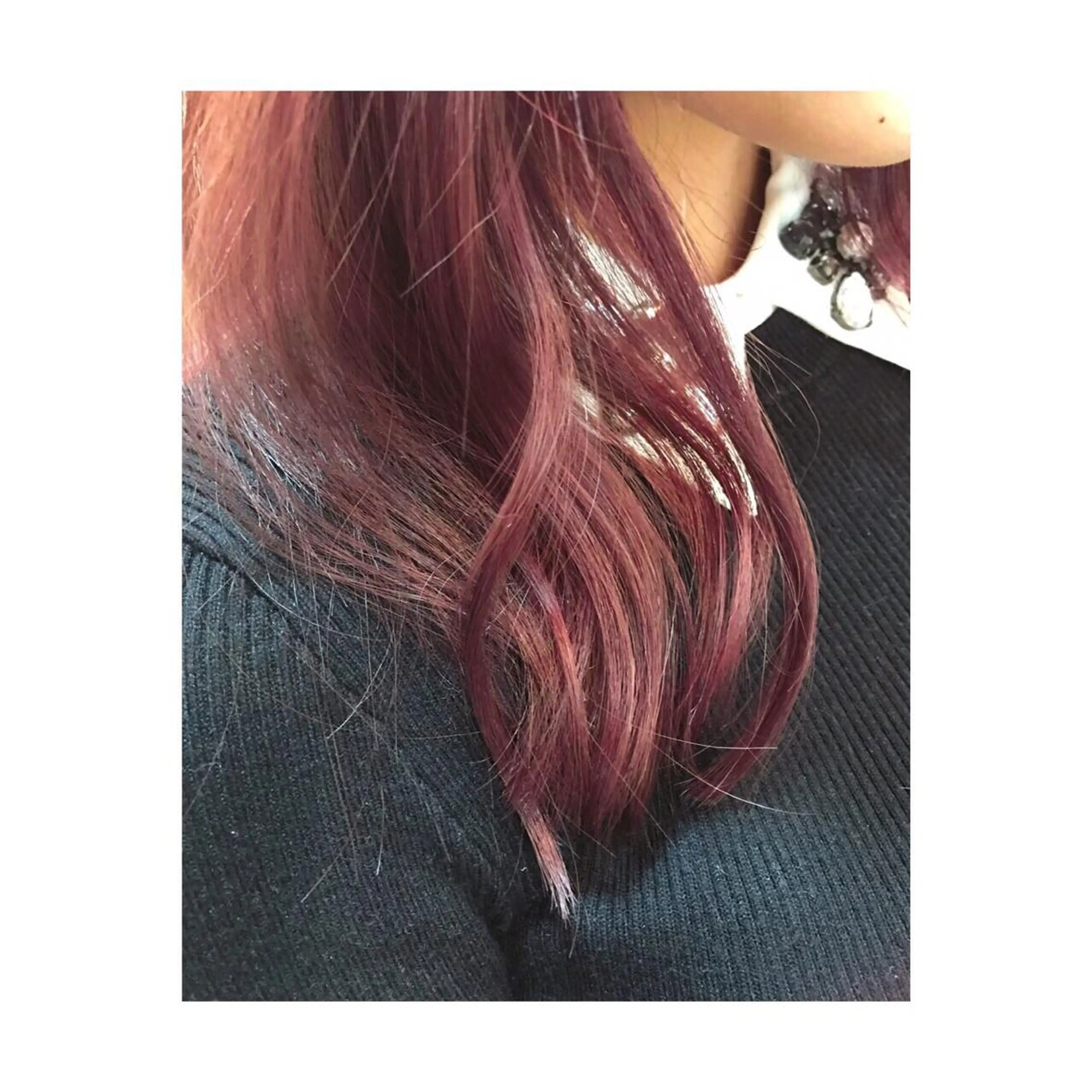 セミロング カラー アッシュ ブリーチ ピンクカラー ピンクアッシュ 🪐脱白髪染め 🪐松尾菜々美のヘアスタイル