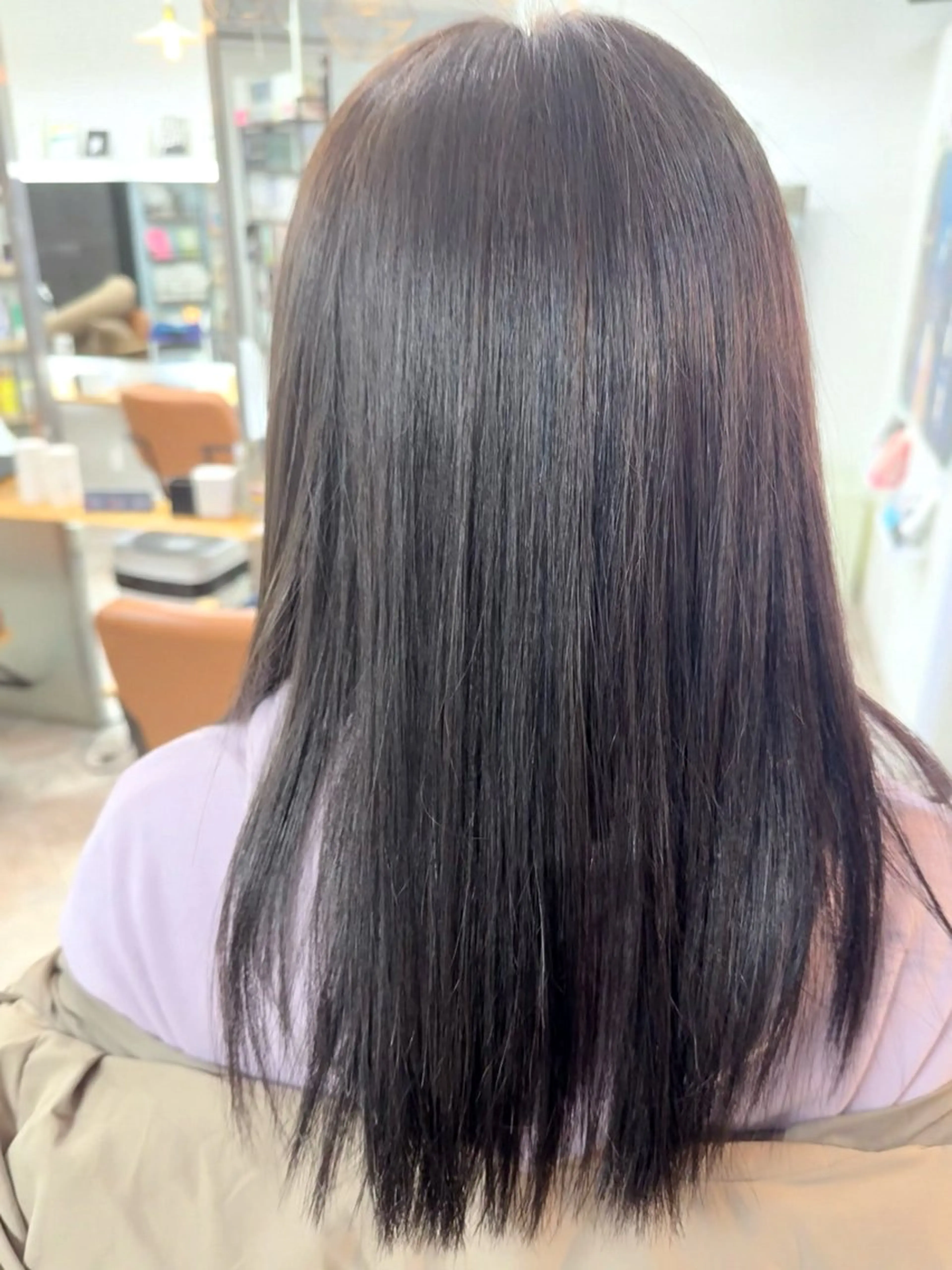 セミロング カラー グレージュ ヘアカラー 永木 楓のヘアスタイル