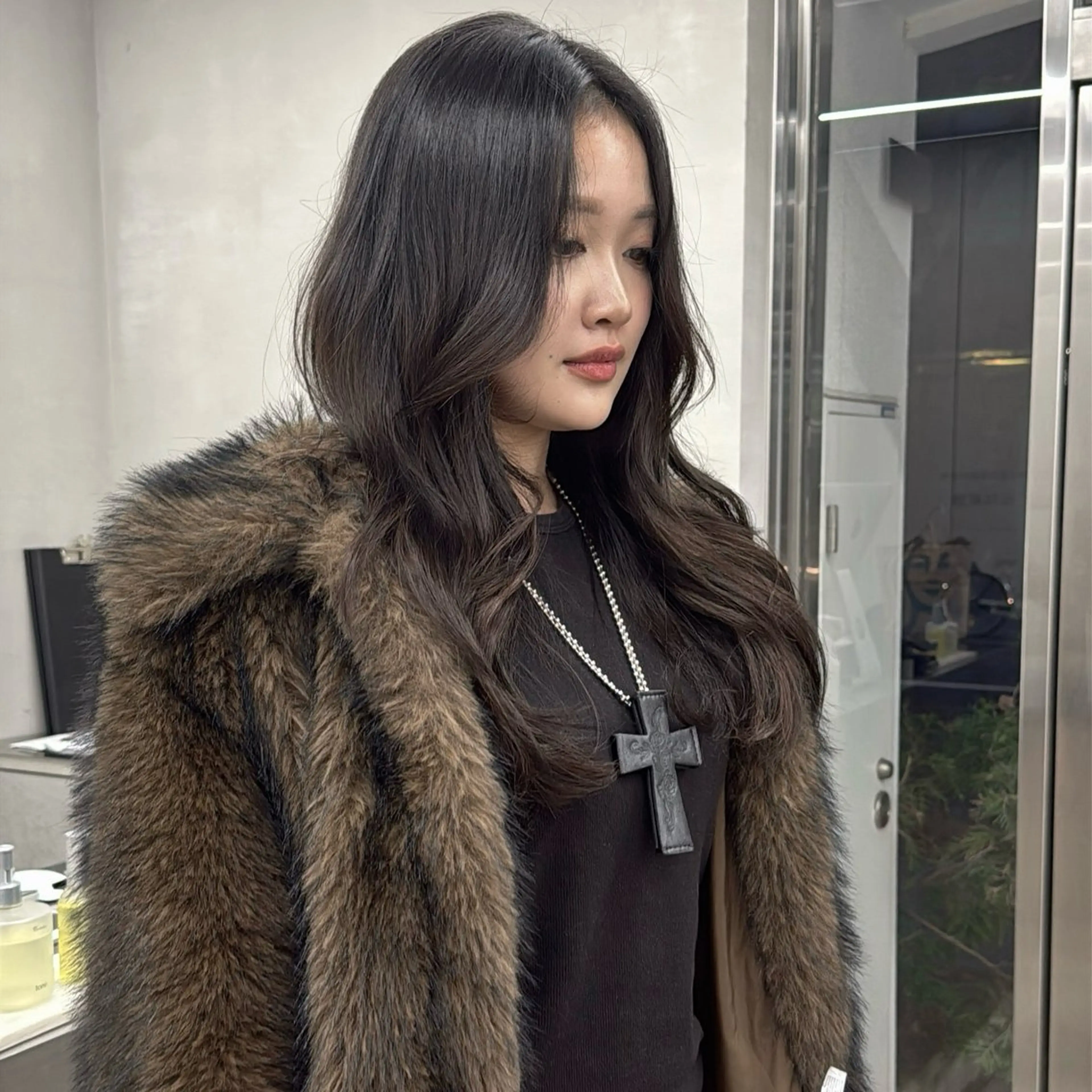 ロング カット ITSUKI/海外× 韓国レイヤーのヘアスタイル