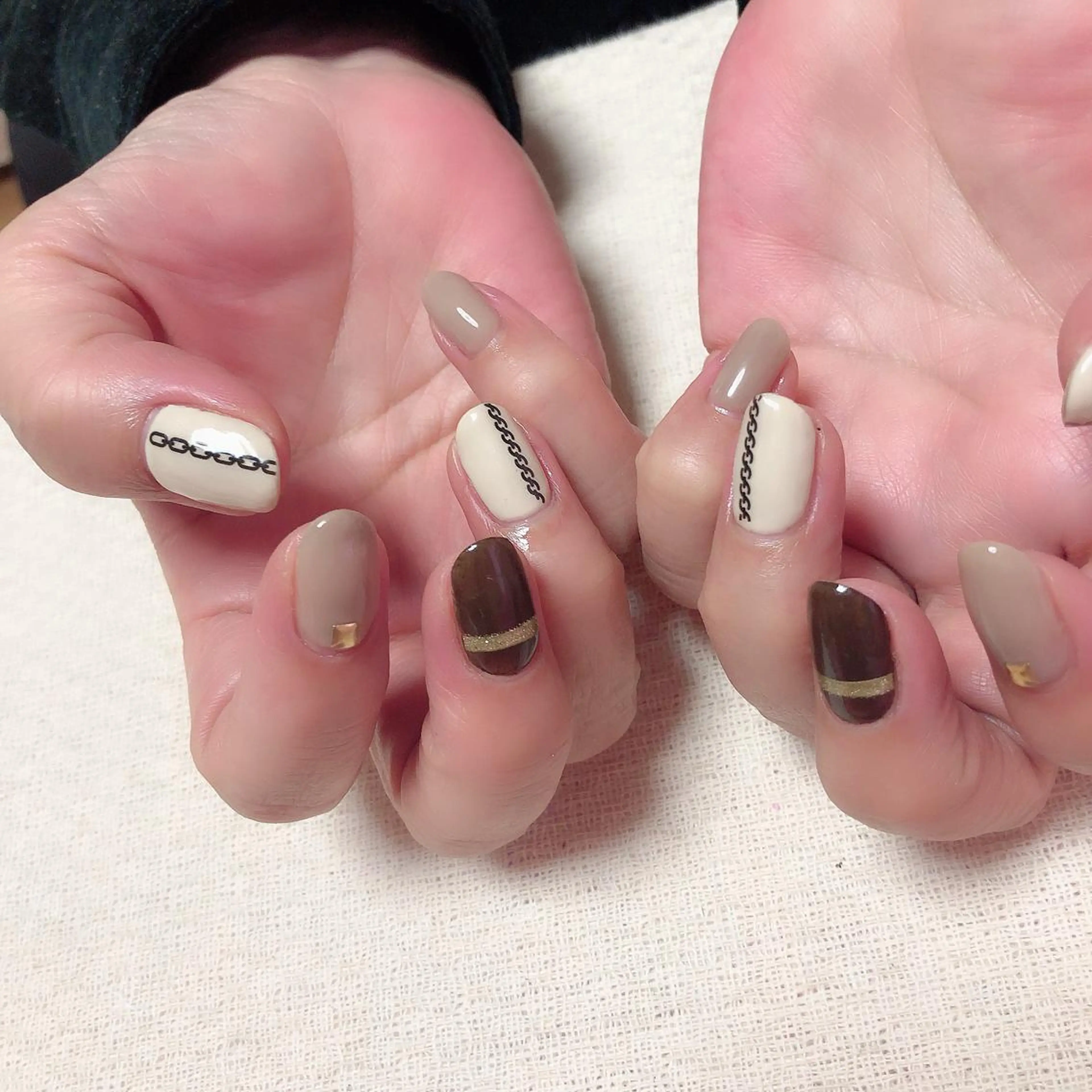 ネイル ハンドネイル ⭐️ cheerfullyのネイルデザイン