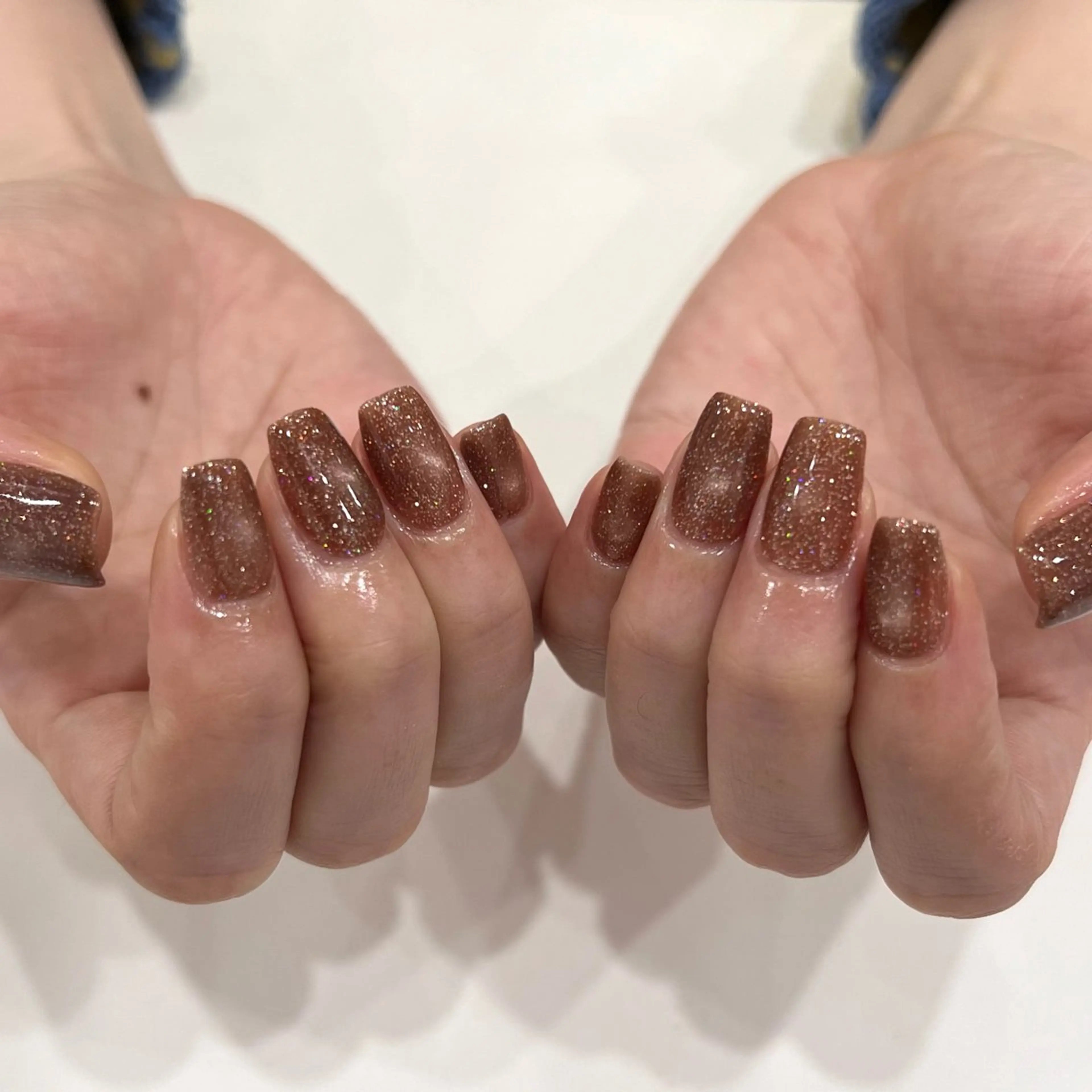 ネイル フラッシュネイル ジェルネイル マグネットネイル SHIORI🐈‍⬛ 韓国⌇ワンホンネイルのネイルデザイン