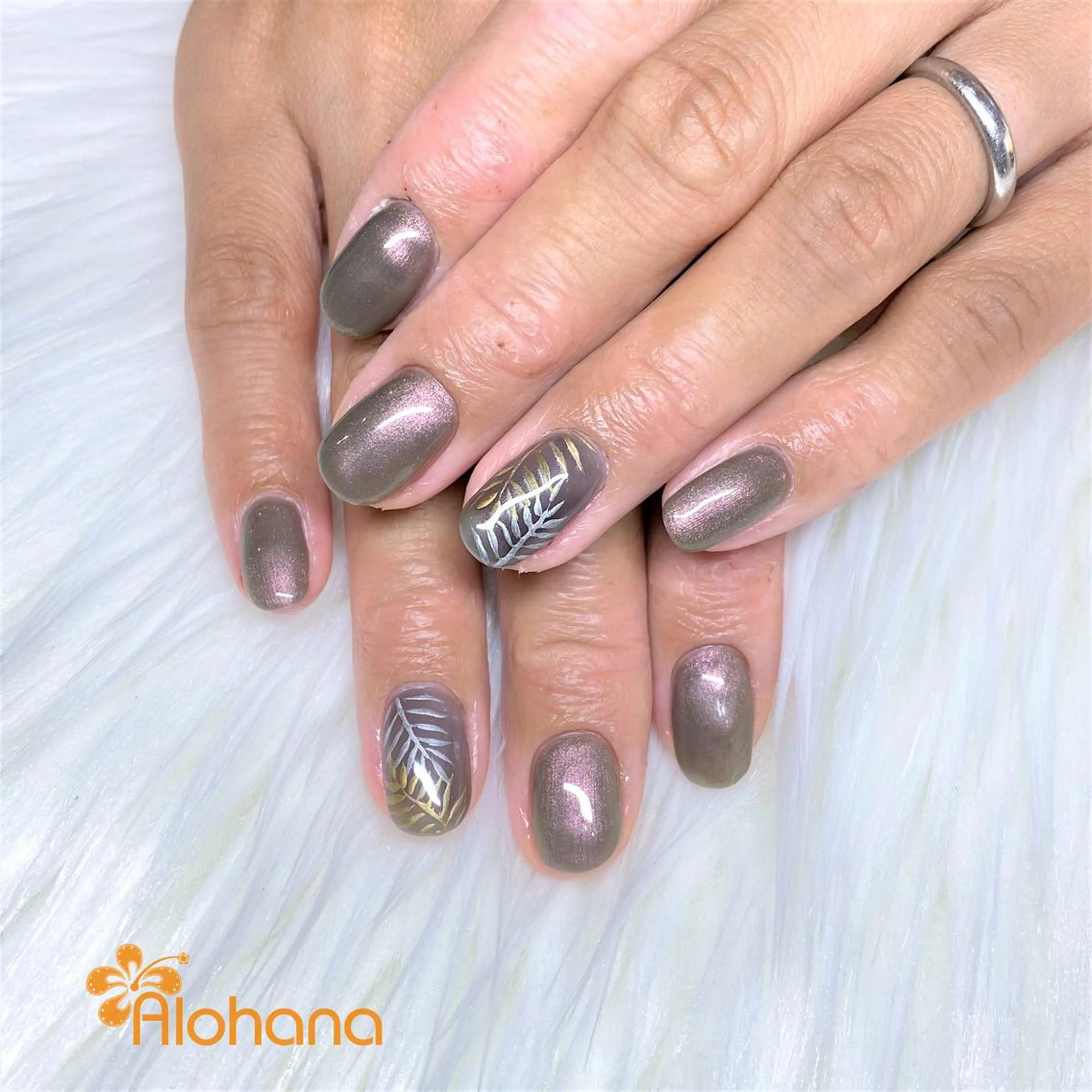 ネイル ハンドネイル Alohana Minaのネイルデザイン