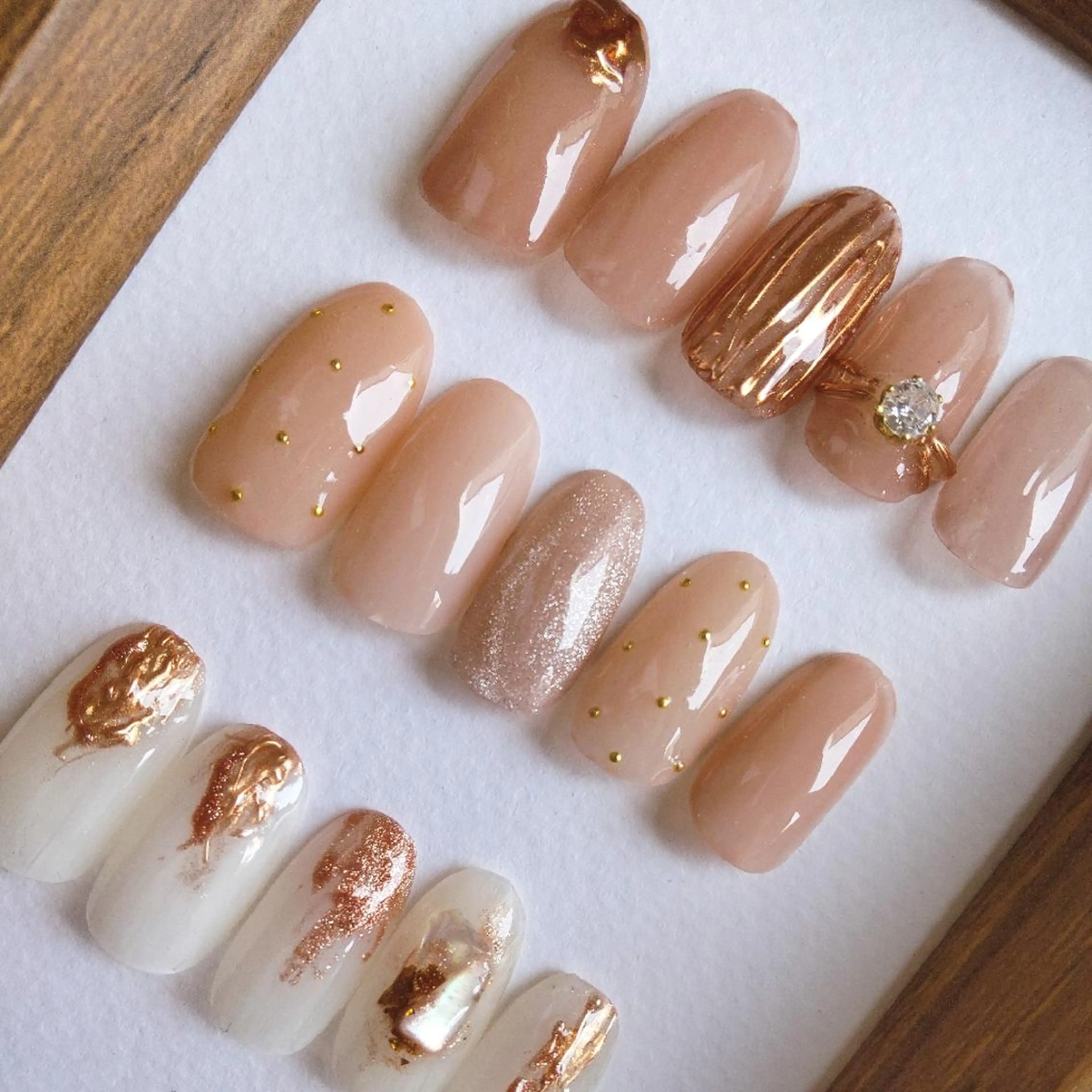 ネイル ゴールド ピンク ひだか あいこのネイルデザイン