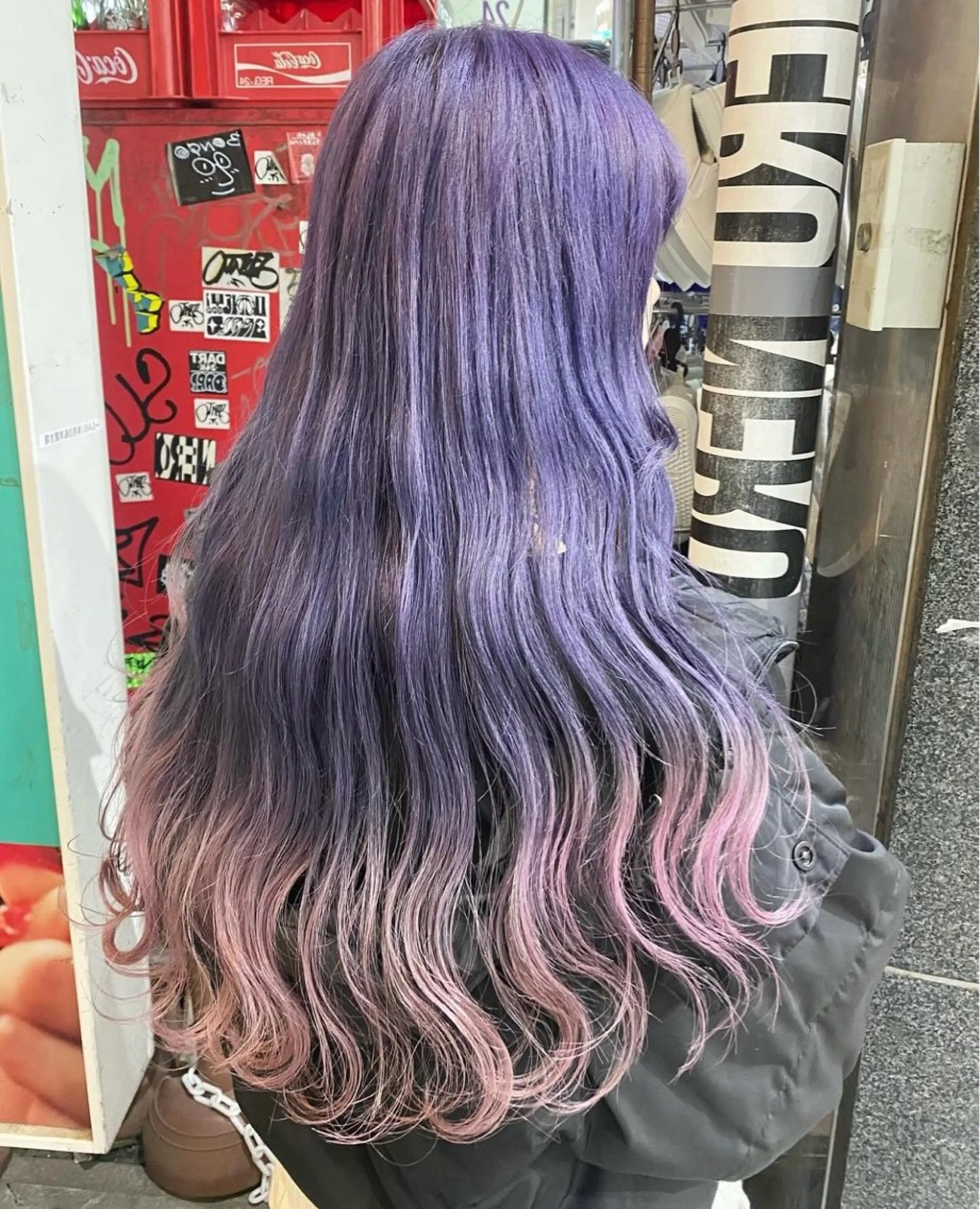 カラー ピンクカラー ホワイトピンク ヘアカラー GARU-ガル-所属・TSUNO🦖 派手髪/オタク美容師のヘアスタイル