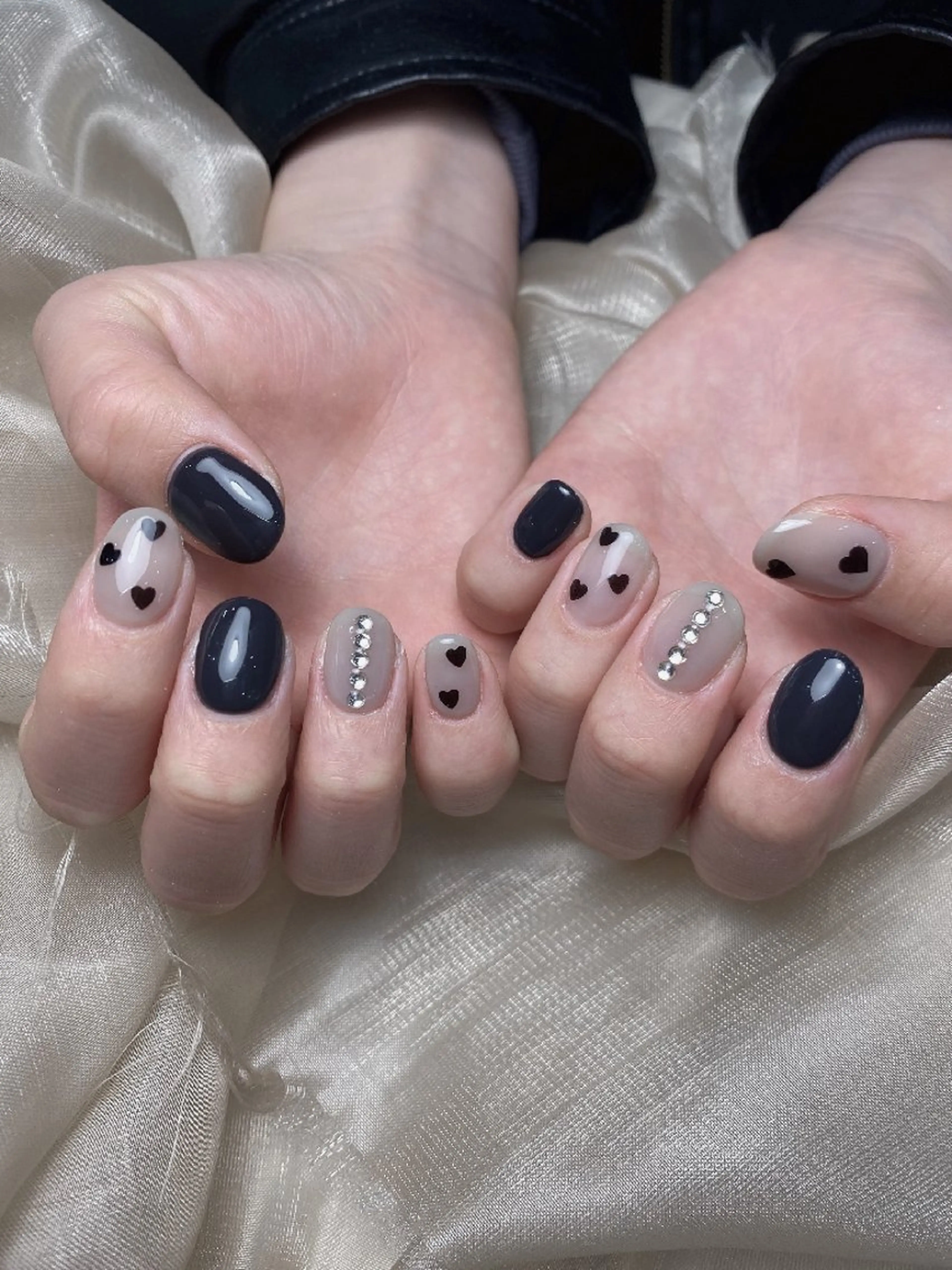 ネイル クリアネイル フラッシュネイル フットネイル フレンチネイル ジェルネイル ハンドネイル UM Nail Salonのネイルデザイン