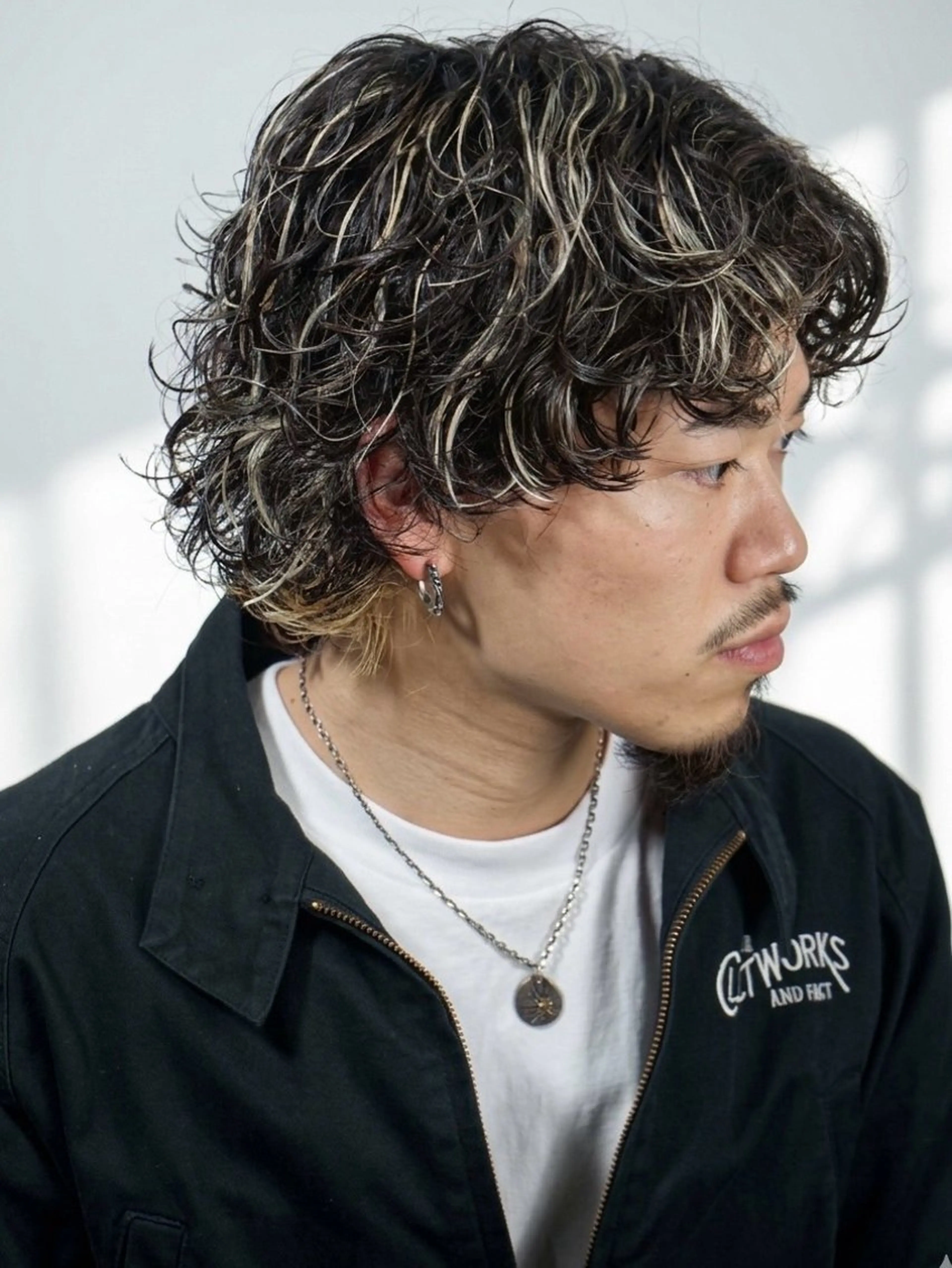ミディアム 岡本 宗士のヘアスタイル
