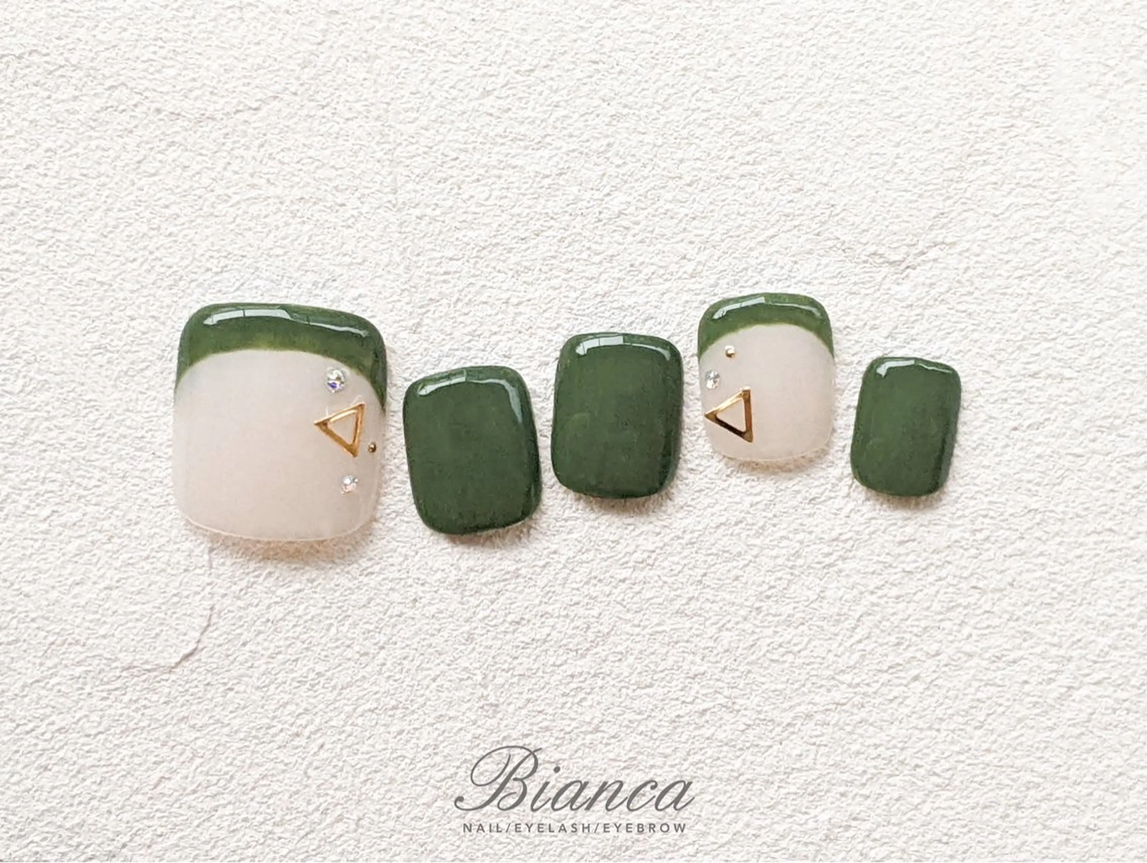 ネイル BIANCA Ouchidaのネイルデザイン