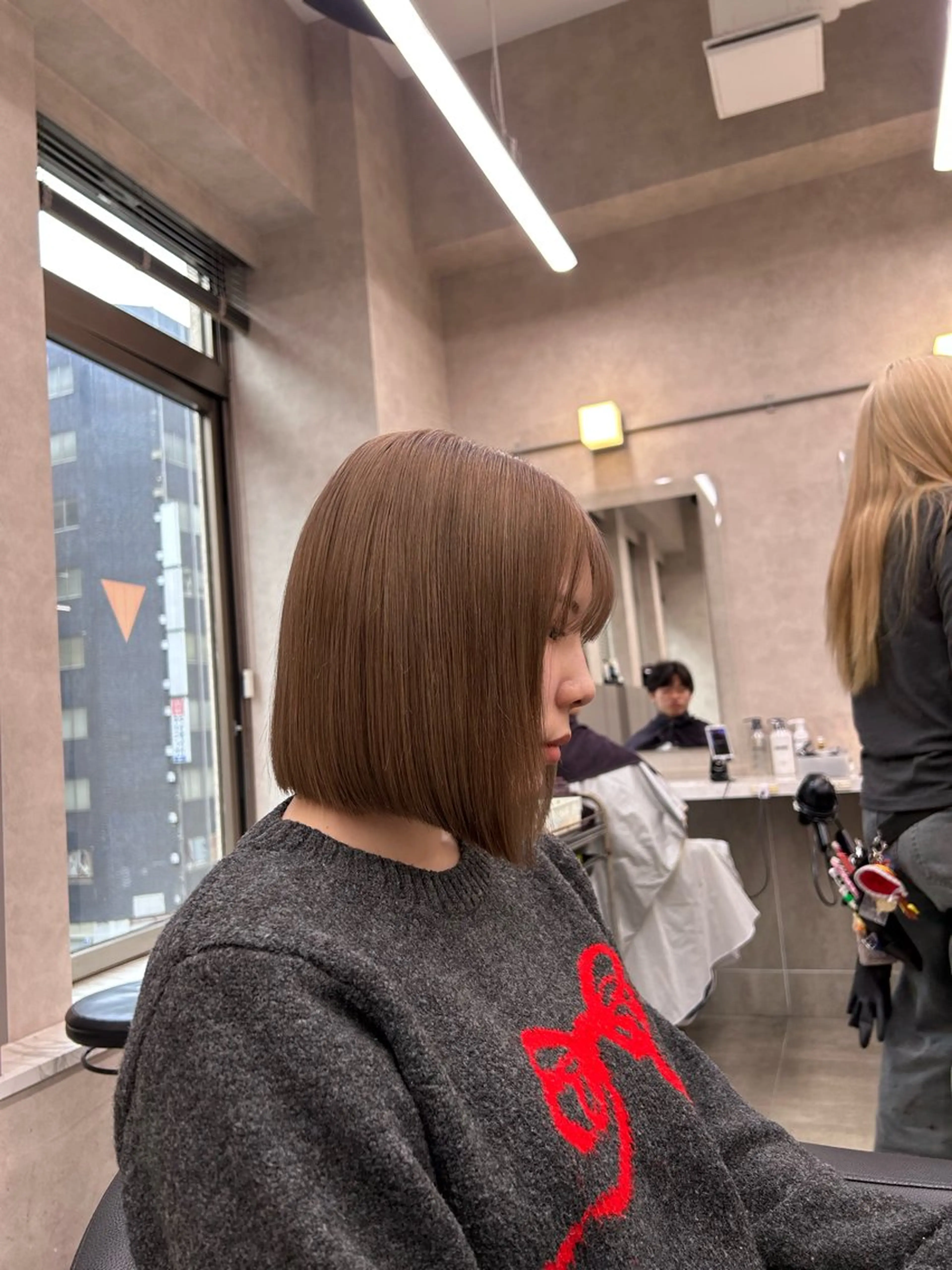 カラー ヘアカラー トリートメント 透明感ベージュ🤎 ナチュラルレイヤーのヘアスタイル