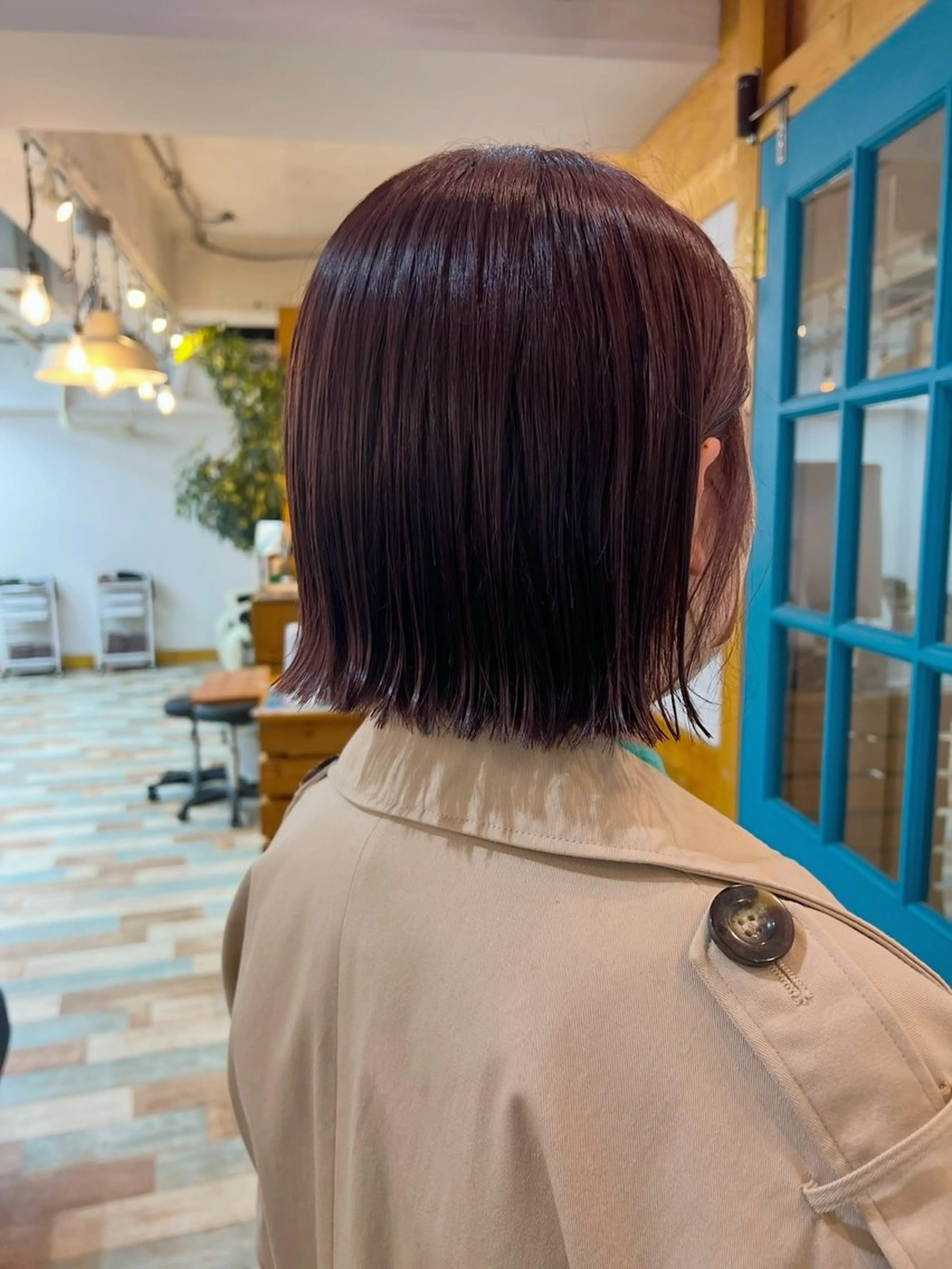 ショート カラー イヤリングカラー ボブ 顔周りカット カット ヘアカラー トリートメント KANA/ボブ/ インナーカラー/艶髪のヘアスタイル