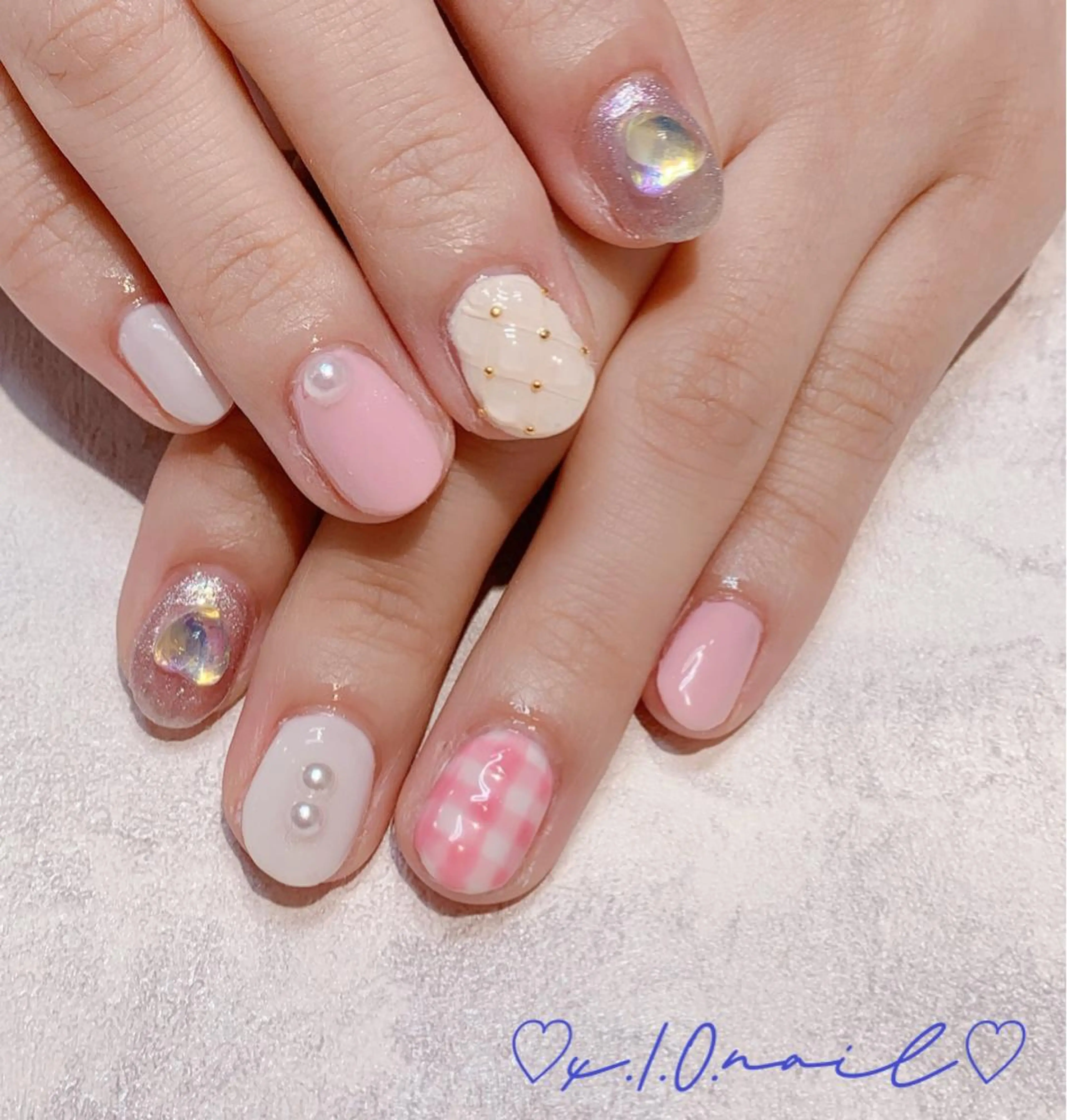 ネイル アニマル柄 アートネイル ニュアンスネイル ネイルチップ ハンドネイル x.1.0.nail ♡Cのネイルデザイン