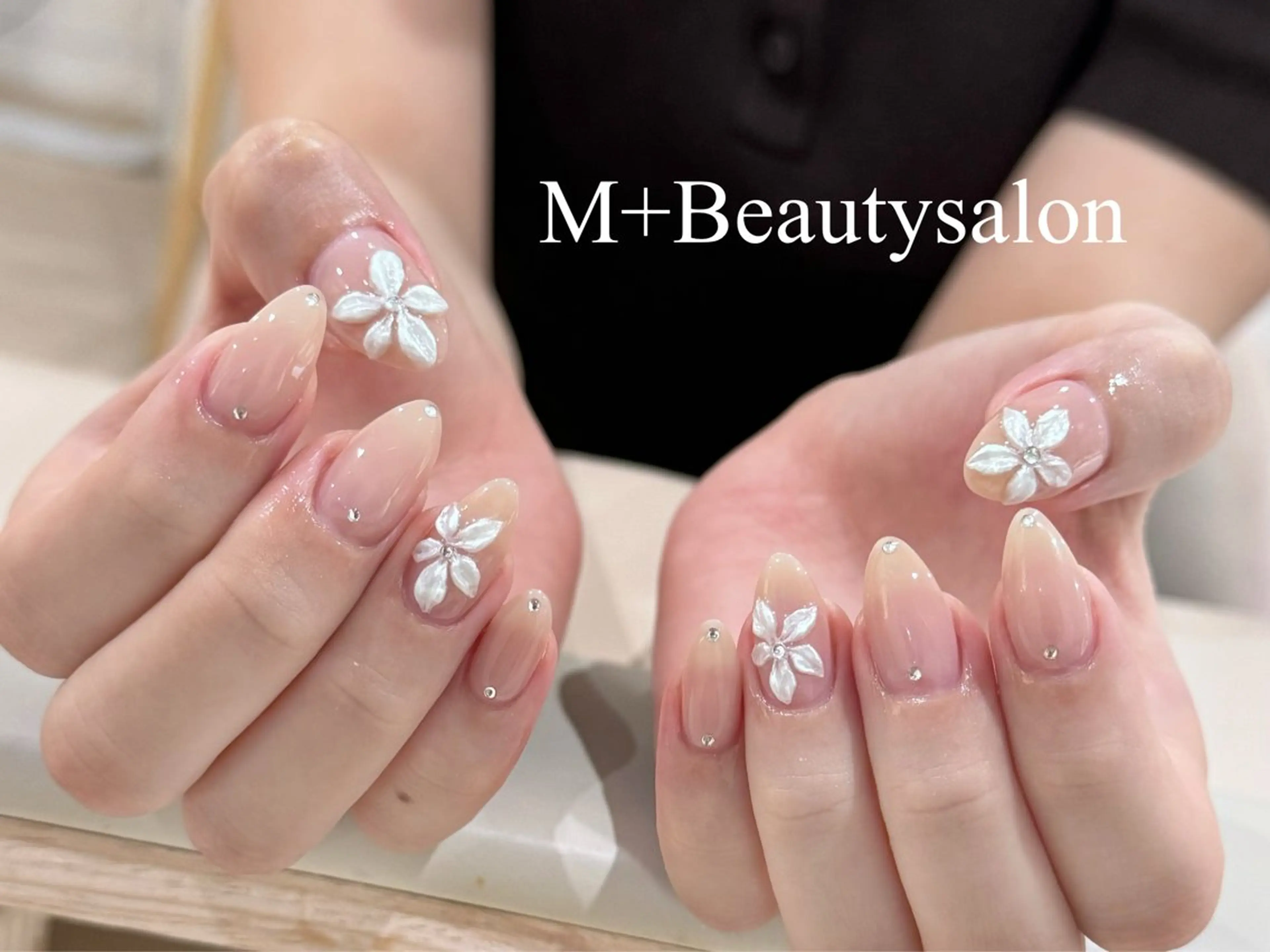 ネイル ハンドネイル M+  Beauty Salonのネイルデザイン