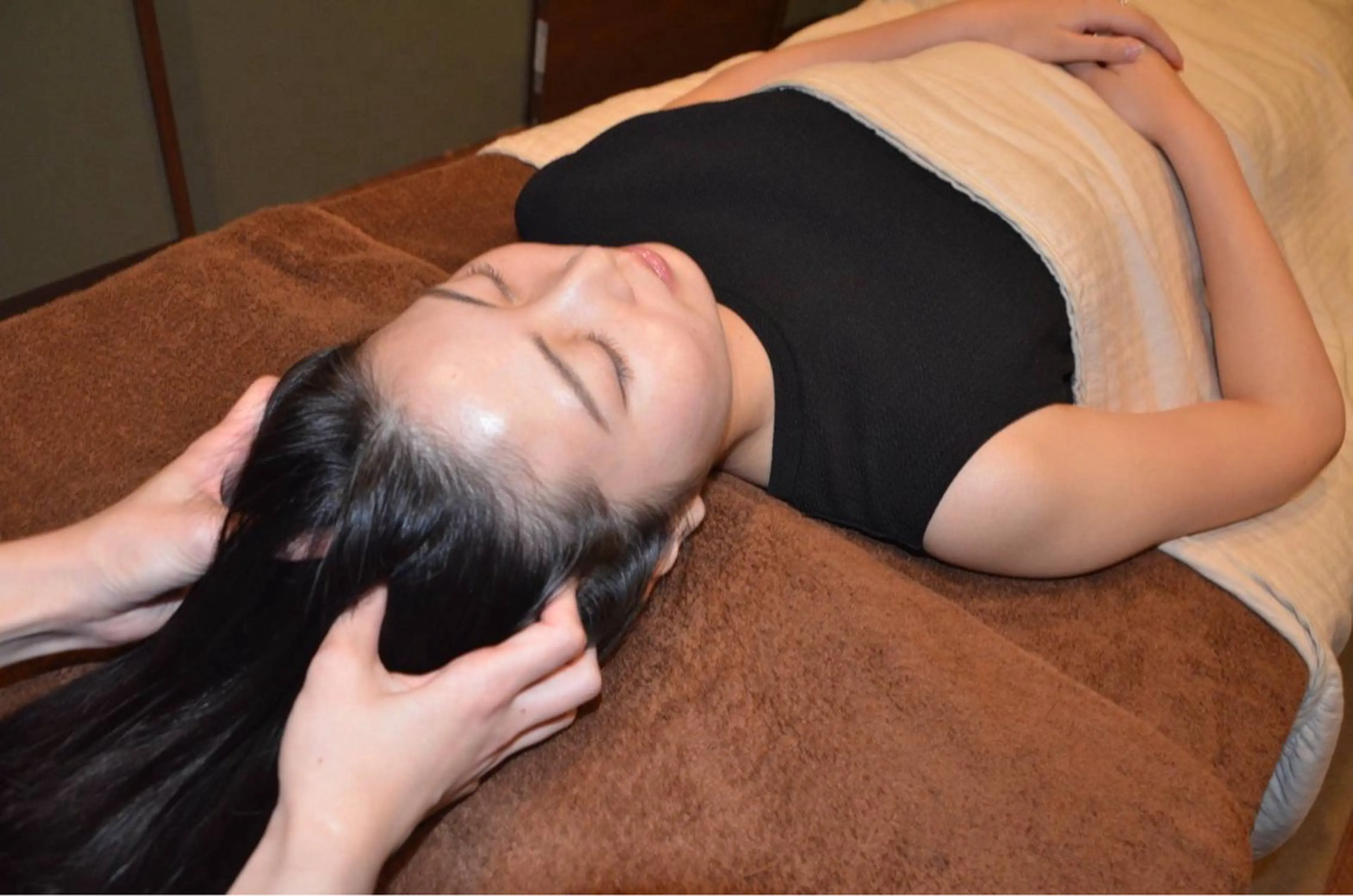 眠るドライヘッドスパ40分　2980円の写真