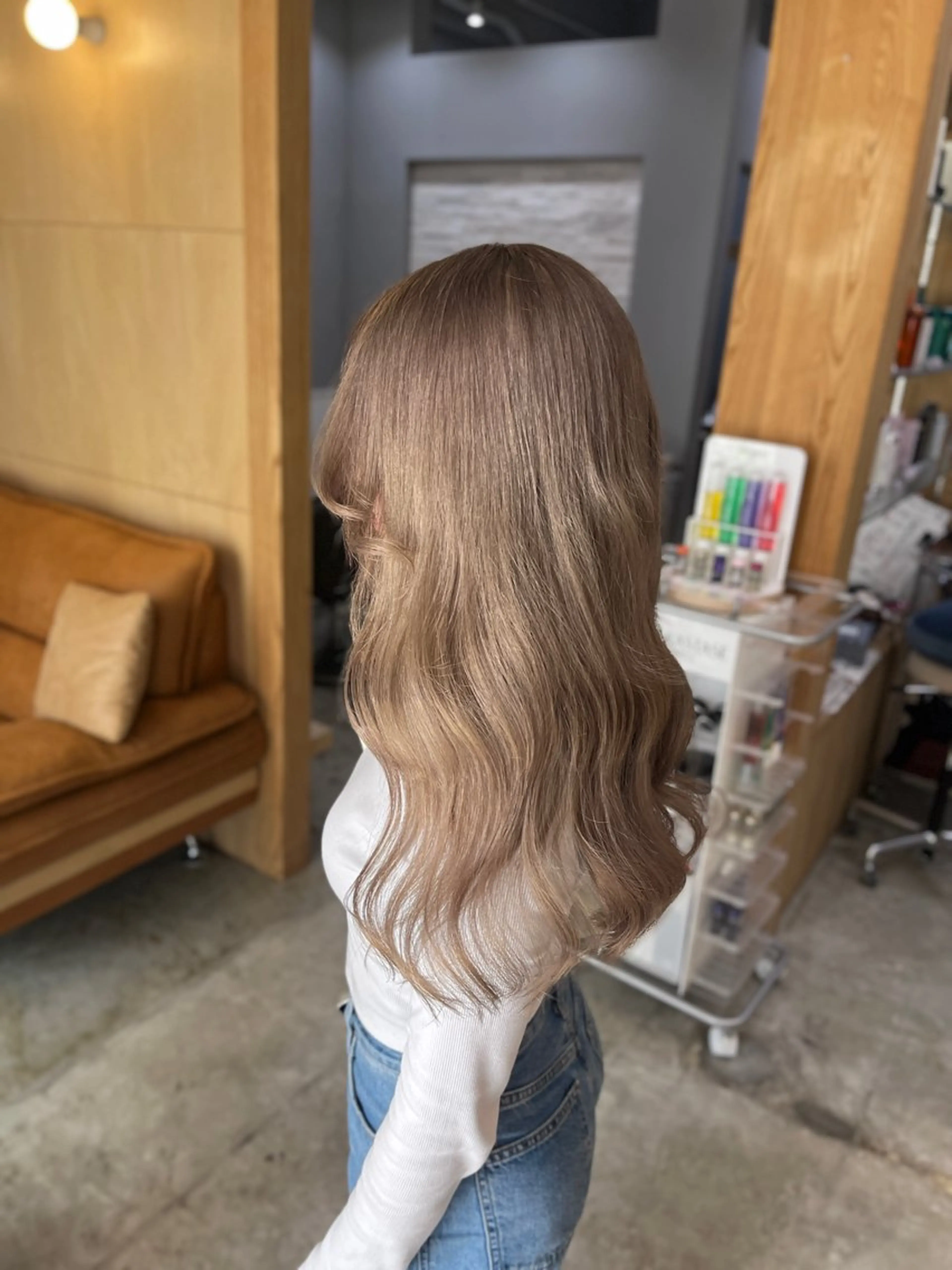 ロング miloc naha ナナカのヘアスタイル