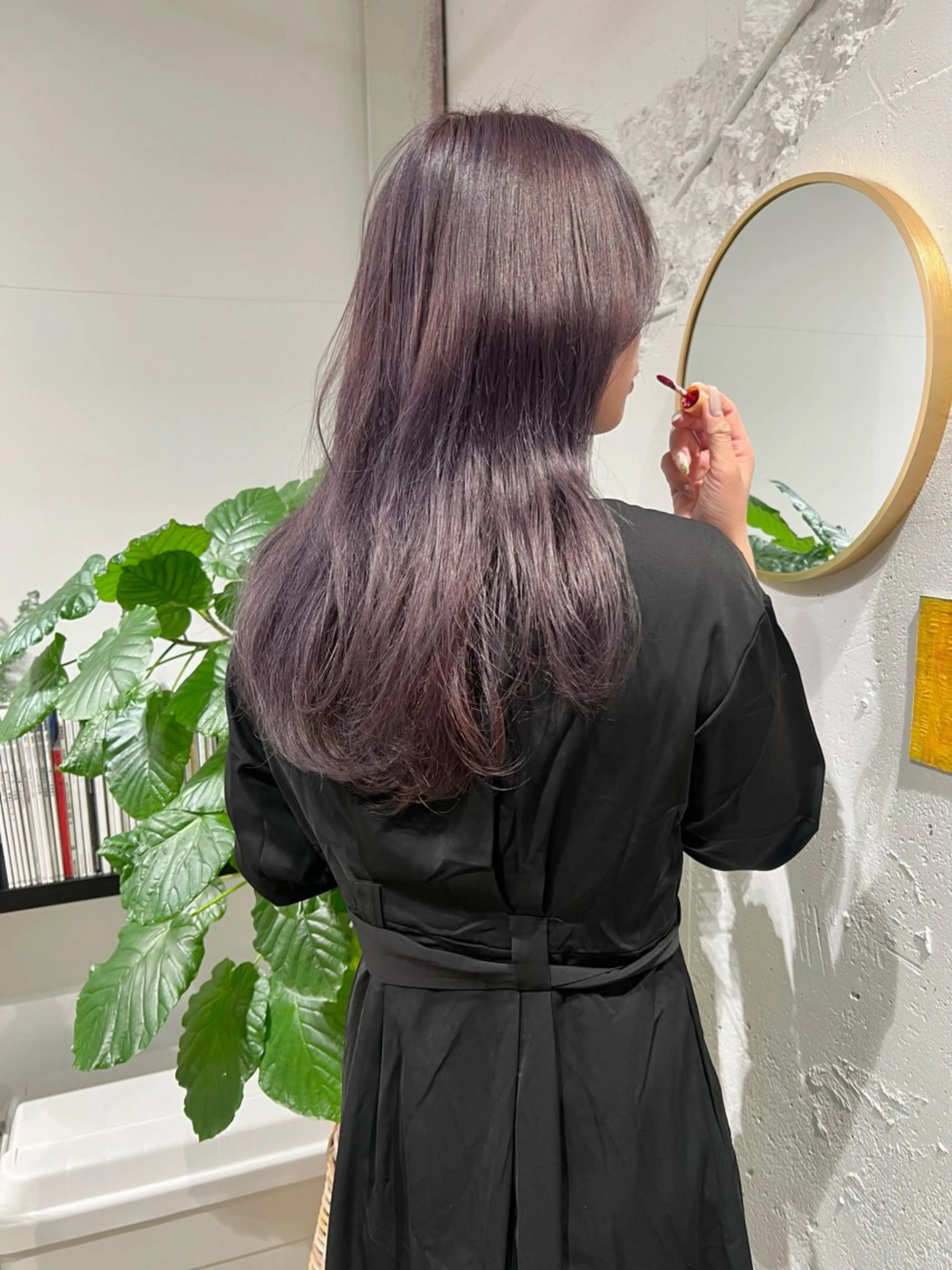 ロング カット ヘアカラー 石井 菜々のヘアスタイル