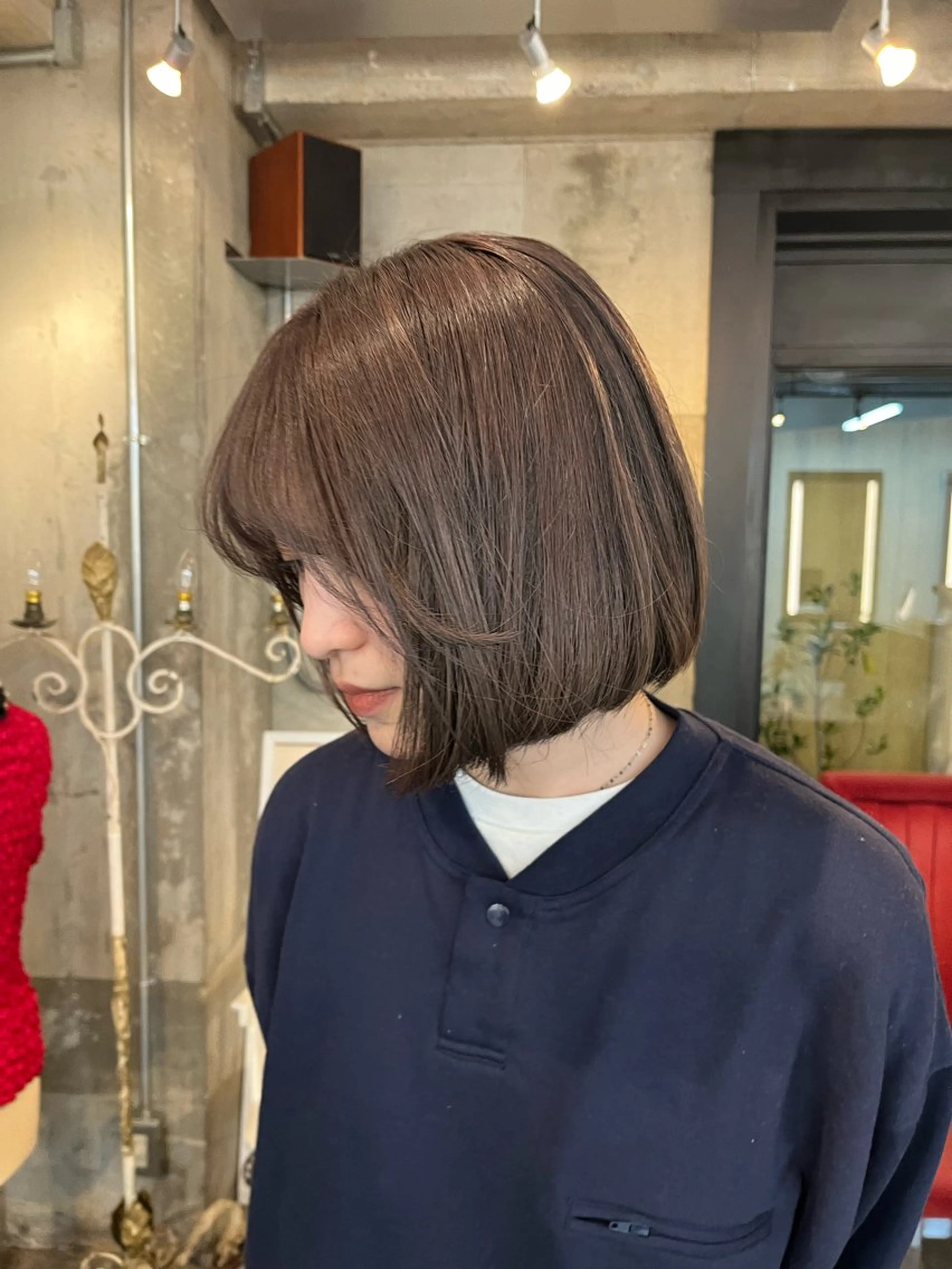 ミディアム イシイ モエカのヘアスタイル