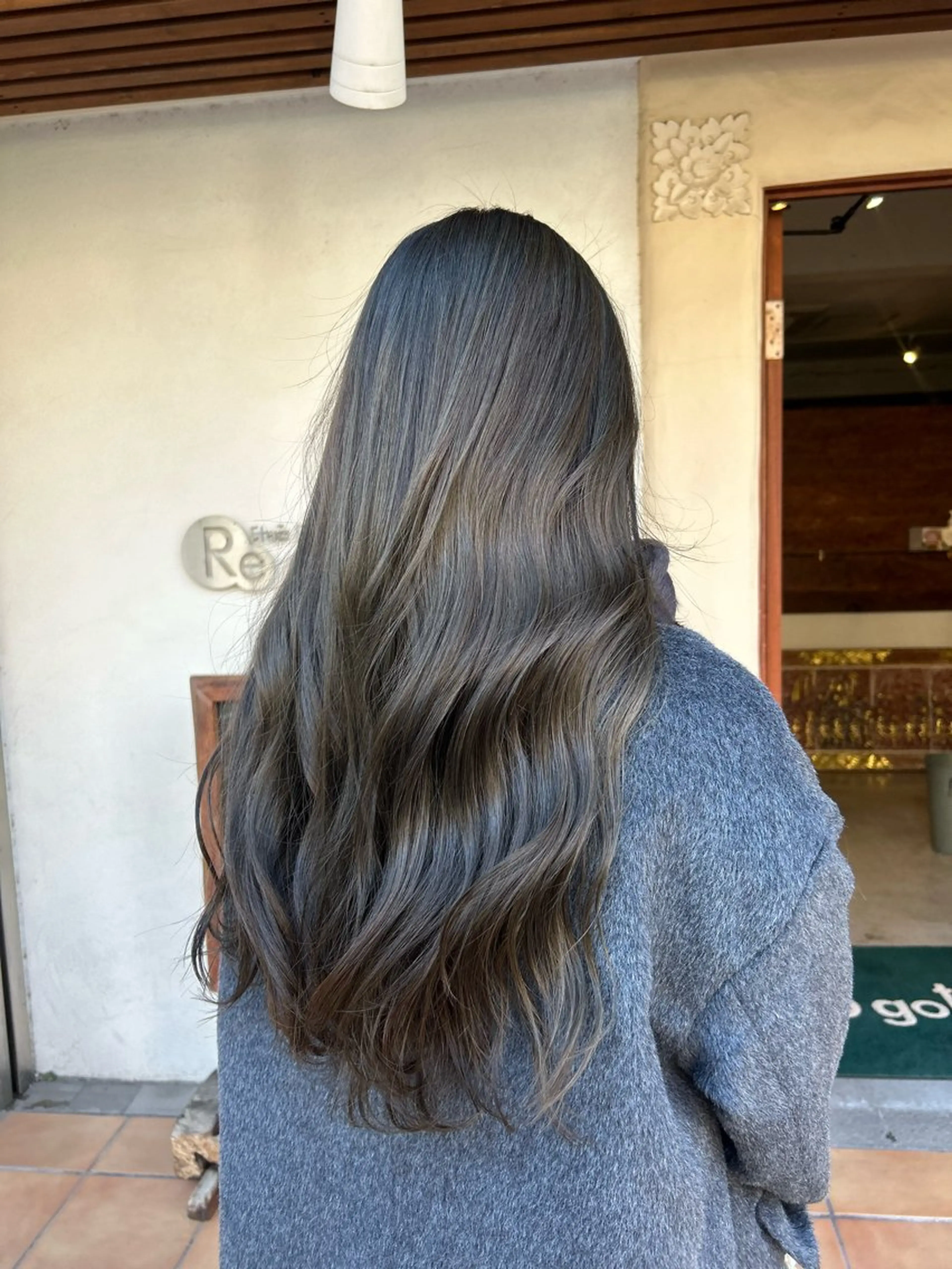 ロング カラー カット ヘアカラー トリートメント ヘッドスパ putri 川邉 優花のヘアスタイル