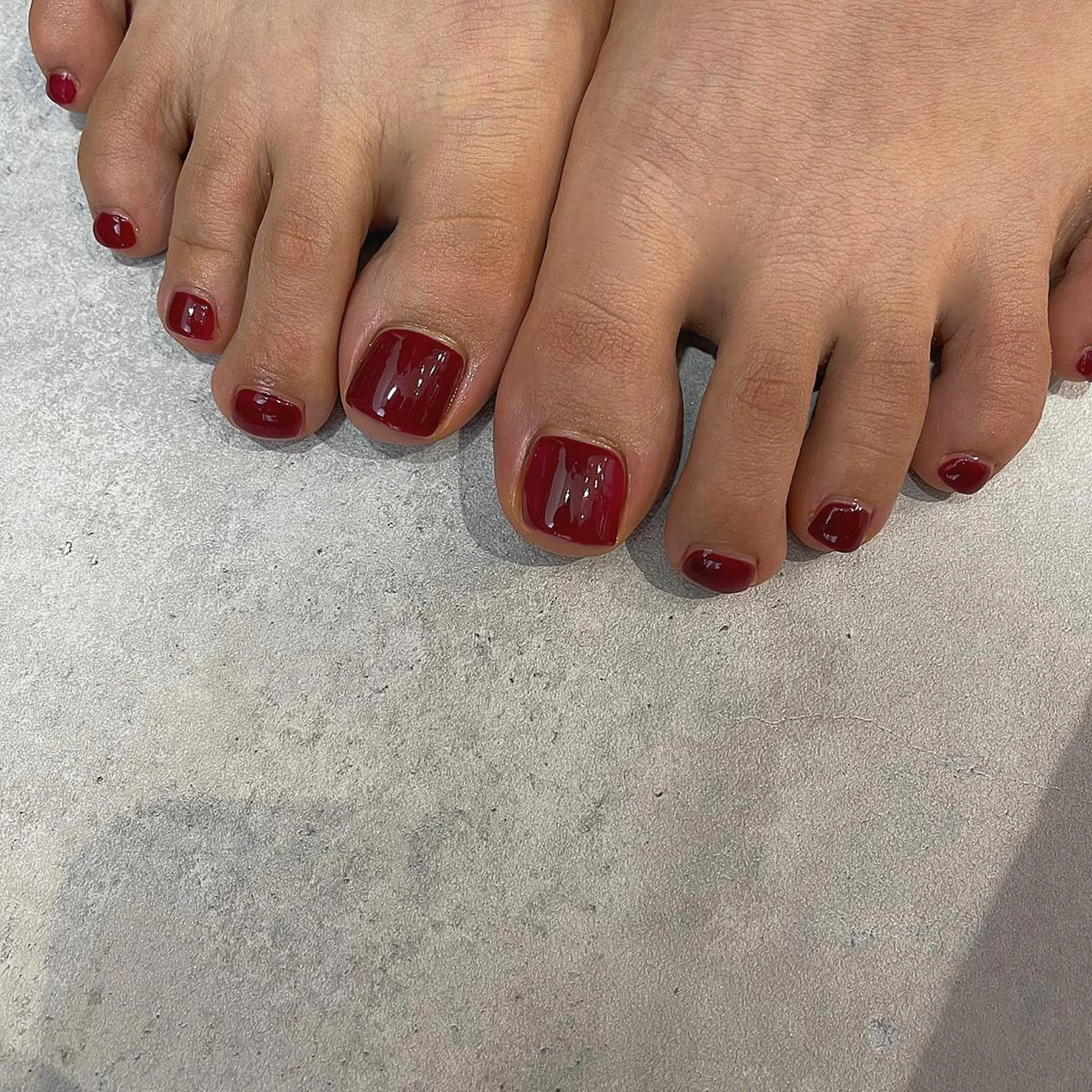 ネイル ワンカラーネイル 赤色 よねだ ゆうらのネイルデザイン