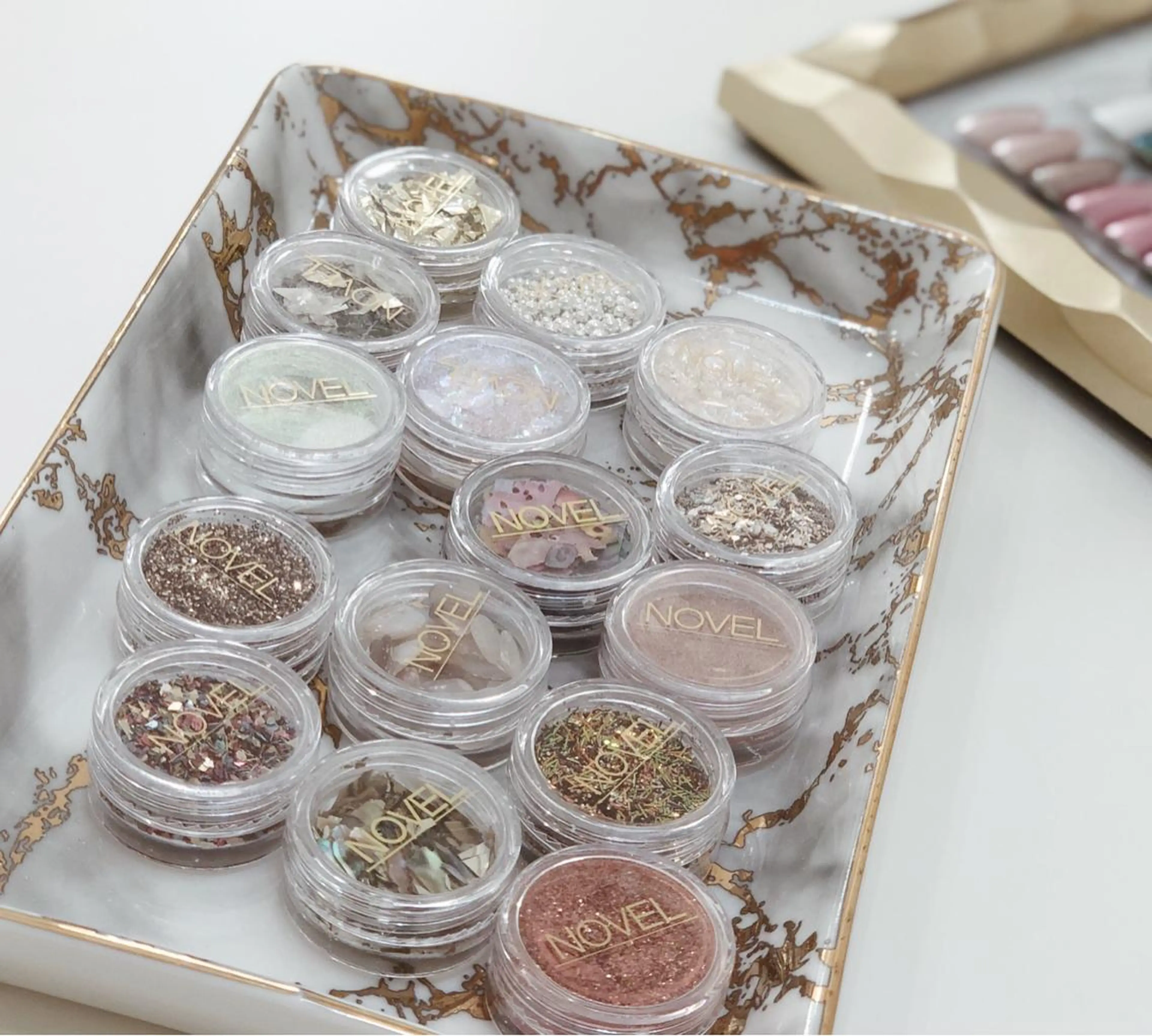 スズキ カコのネイルデザイン