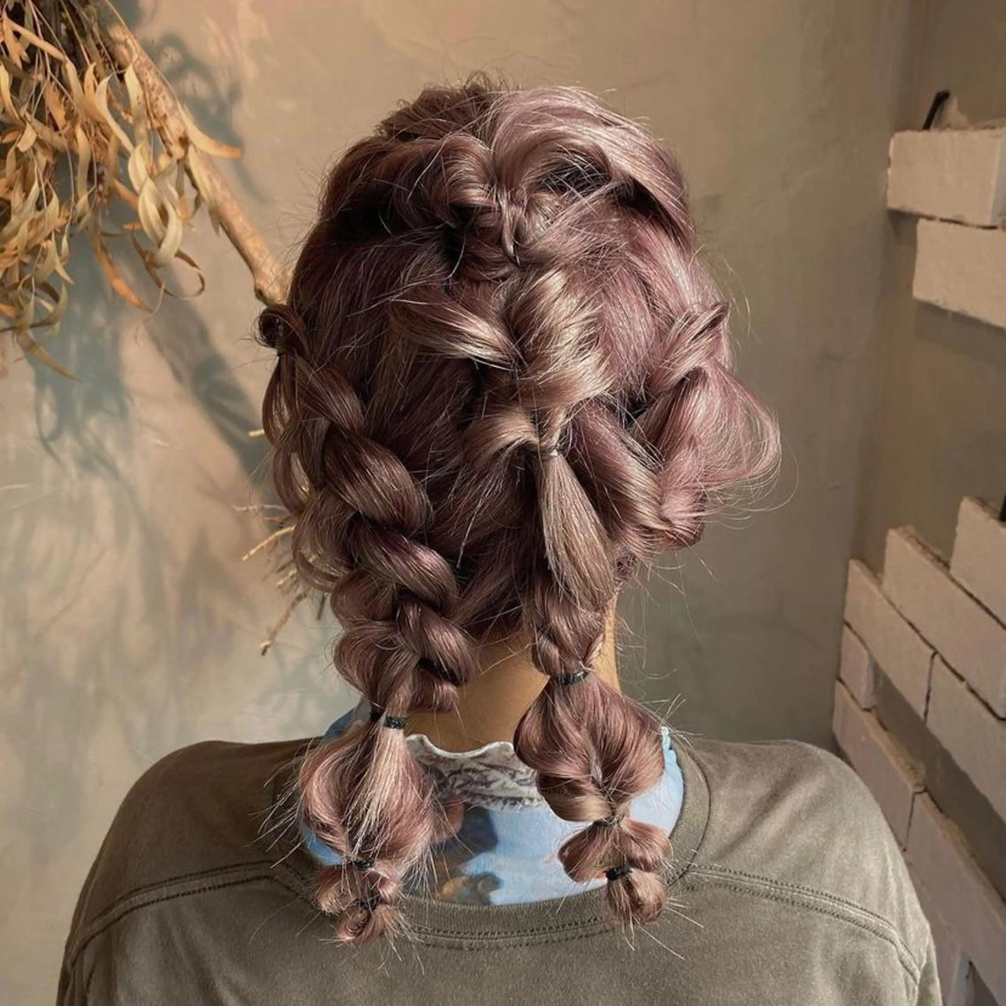 ミディアム ヘアアレンジ デザインカラー/パー マ🦖外岡咲希🦖のヘアスタイル