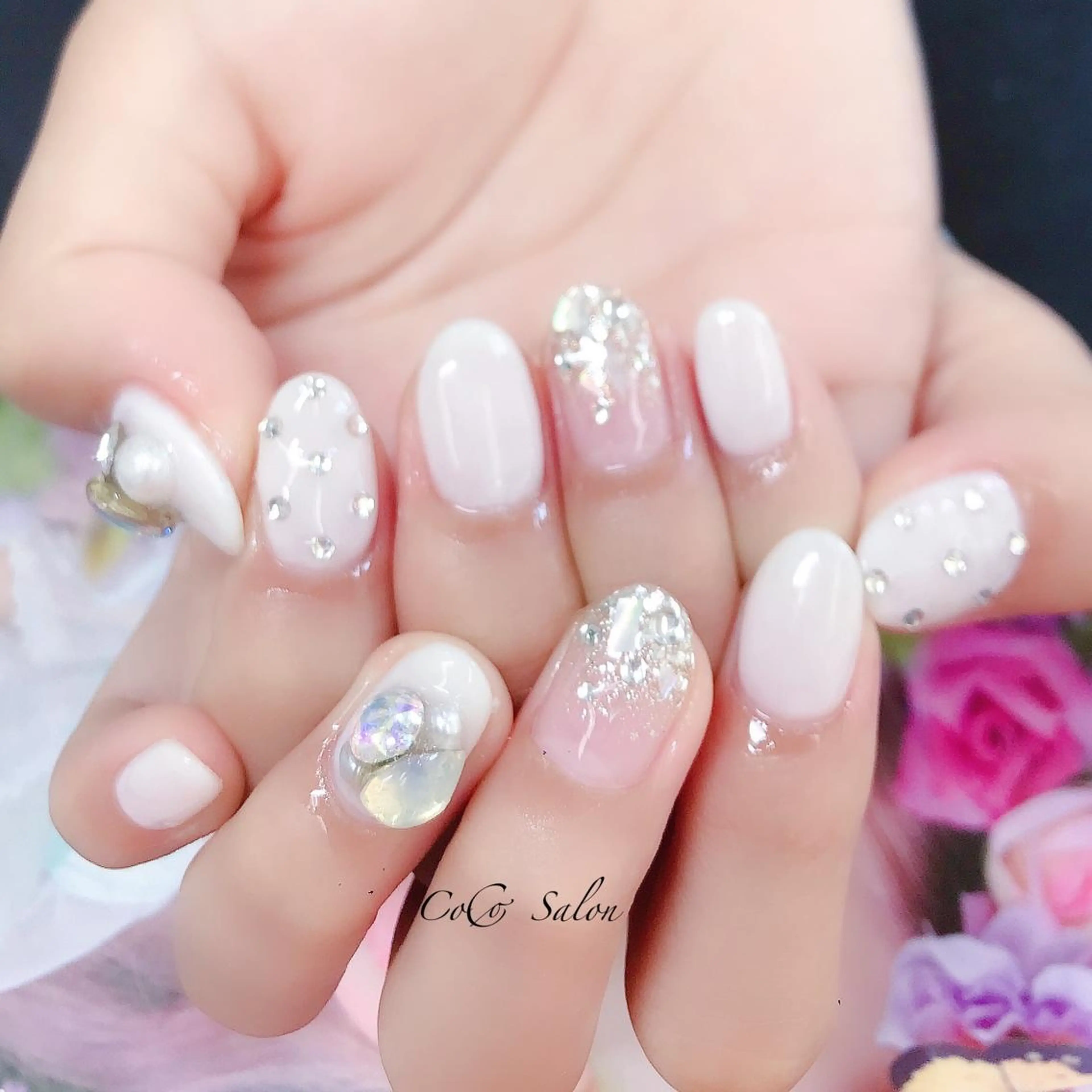 ネイル 長さ出し ジェルネイル グラデーション ハート ホログラムネイル CoCoSalon ネイル/まつ毛予約のネイルデザイン