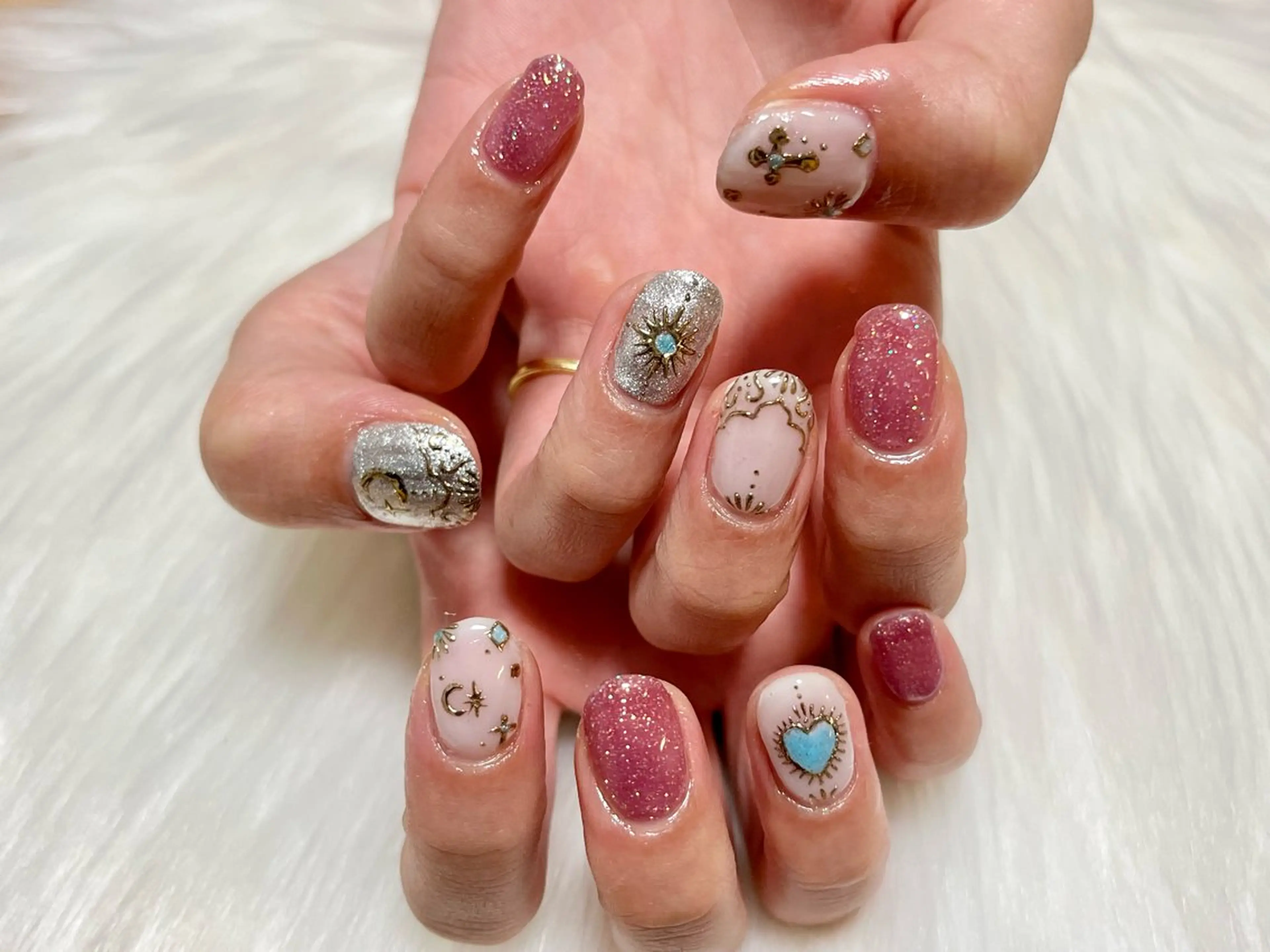 ネイル アートネイル ミラーネイル ハンドネイル nail salon Reversiのネイルデザイン