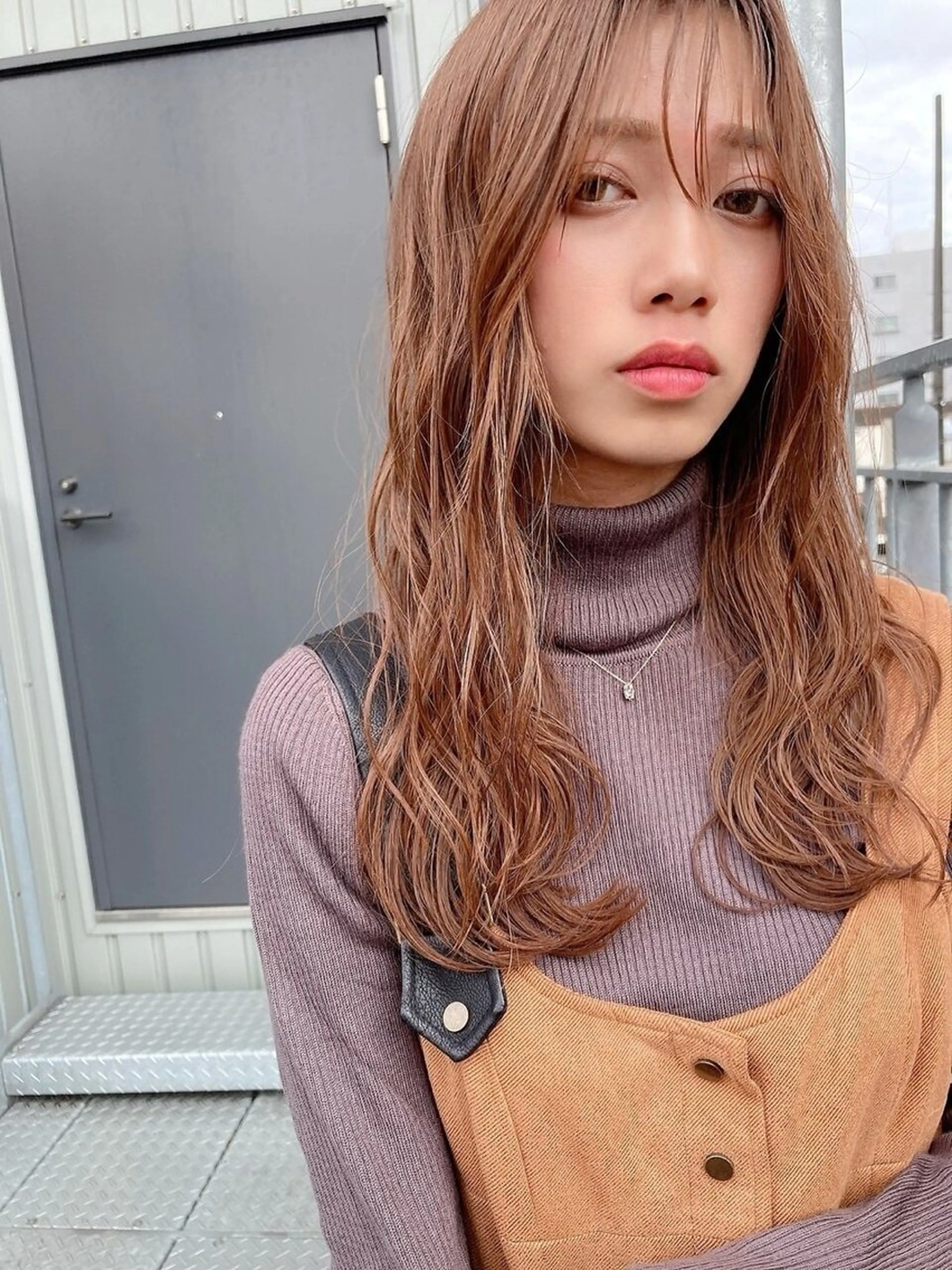 カラー 宮良 かなでのヘアスタイル