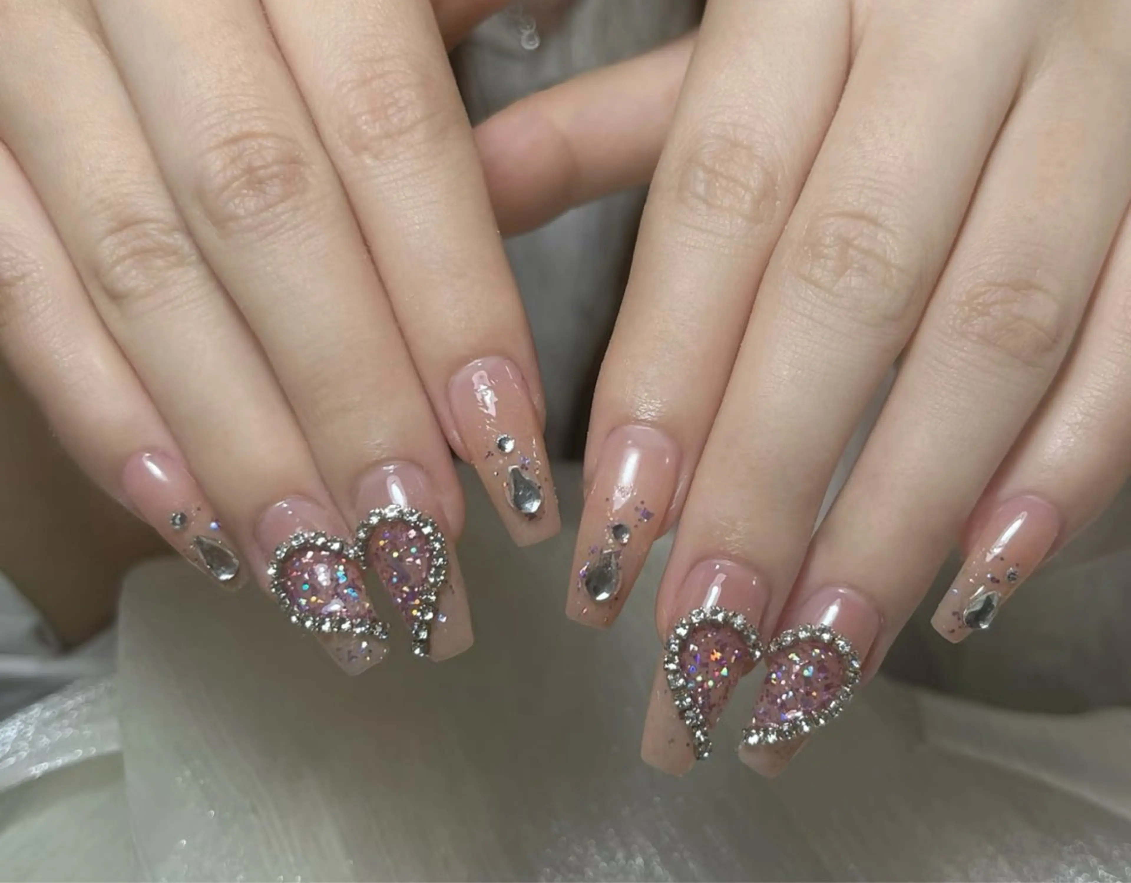 ネイル ハート ハンドネイル ハンドケア cat‘s nail🐈‍⬛のネイルデザイン