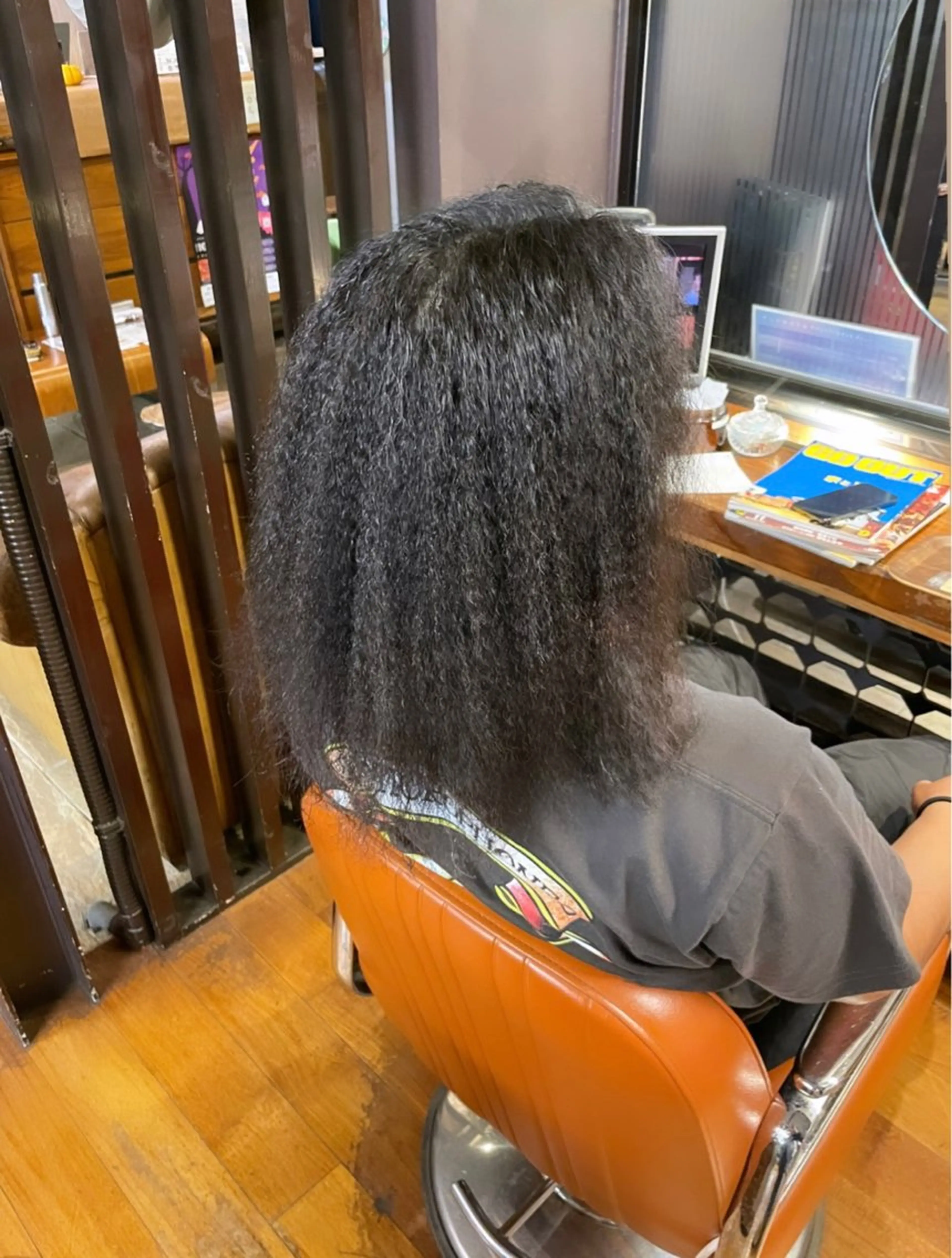 ショート メンズ メンズパーマ ayaka |トレンドヘアのヘアスタイル